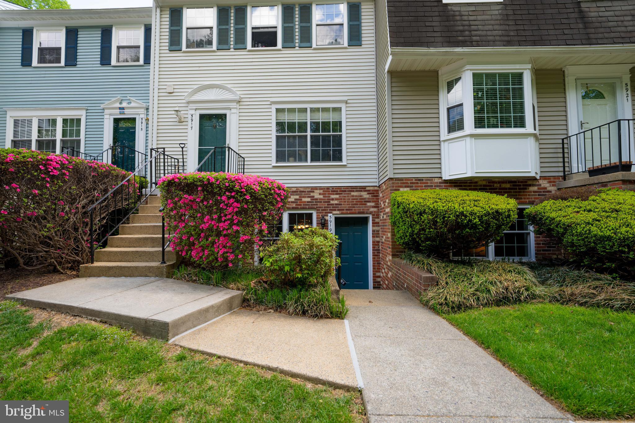 WOODWALK - Residential
