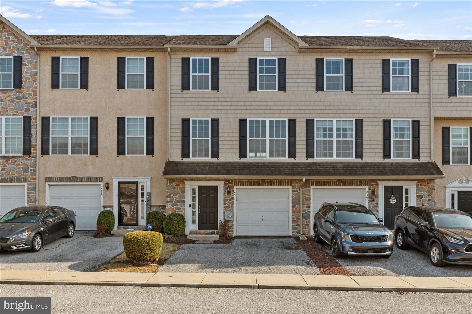 Going Live Friday March 21, 2025- Welcome to 241 Kennedy Dr, a beautifully renovated townhome offering the perfect blend of comfort and convenience. Step inside to discover a bright and inviting interior with an open-concept layout, perfect for modern living. Large windows and sliding glass doors fill the home with natural light, while spacious living areas provide a comfortable setting. Featuring a spacious back deck with white railings, this home is perfect for outdoor entertaining or enjoying a peaceful evening. Sliding glass doors lead inside, filling the space with natural light. Located in a desirable community, this home is just minutes from local parks, shopping, and dining. Don’t miss your chance to make it yours!