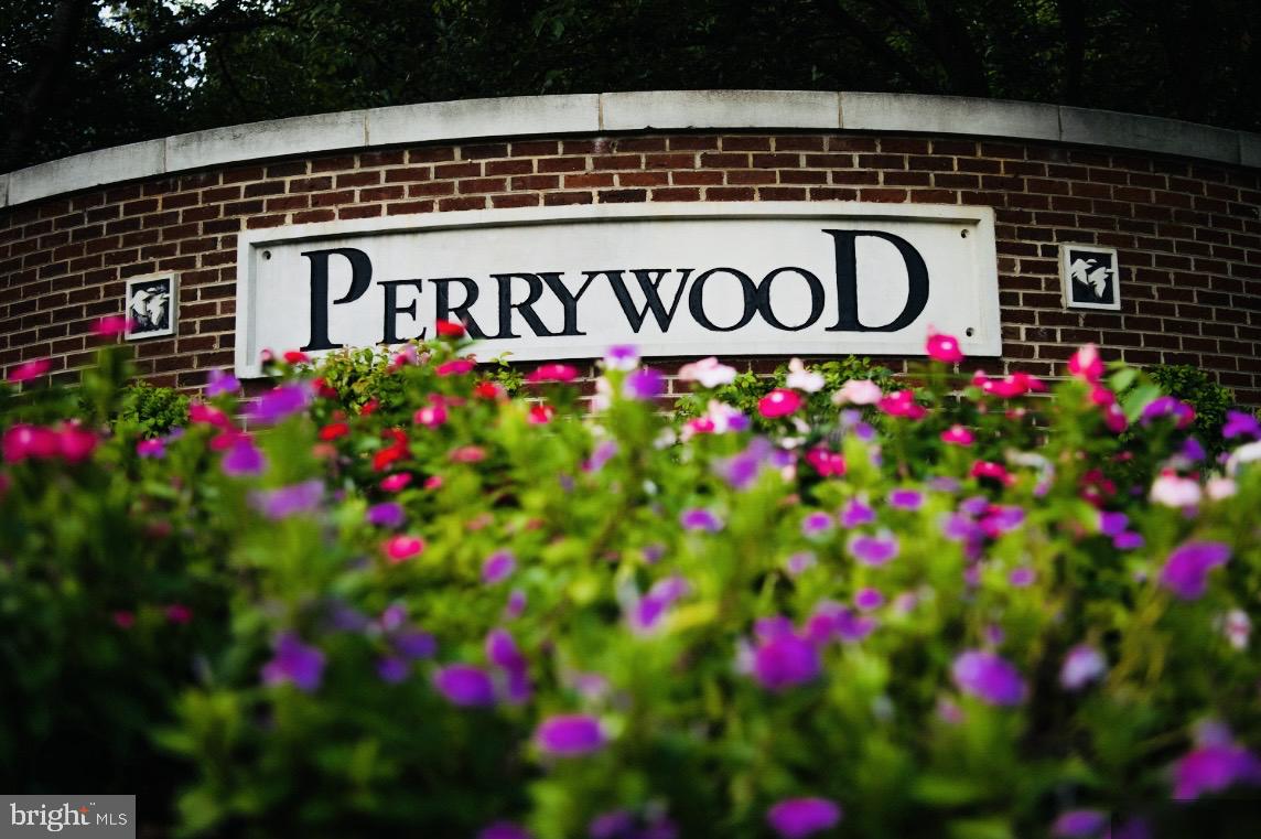 PERRYWOOD - Residential