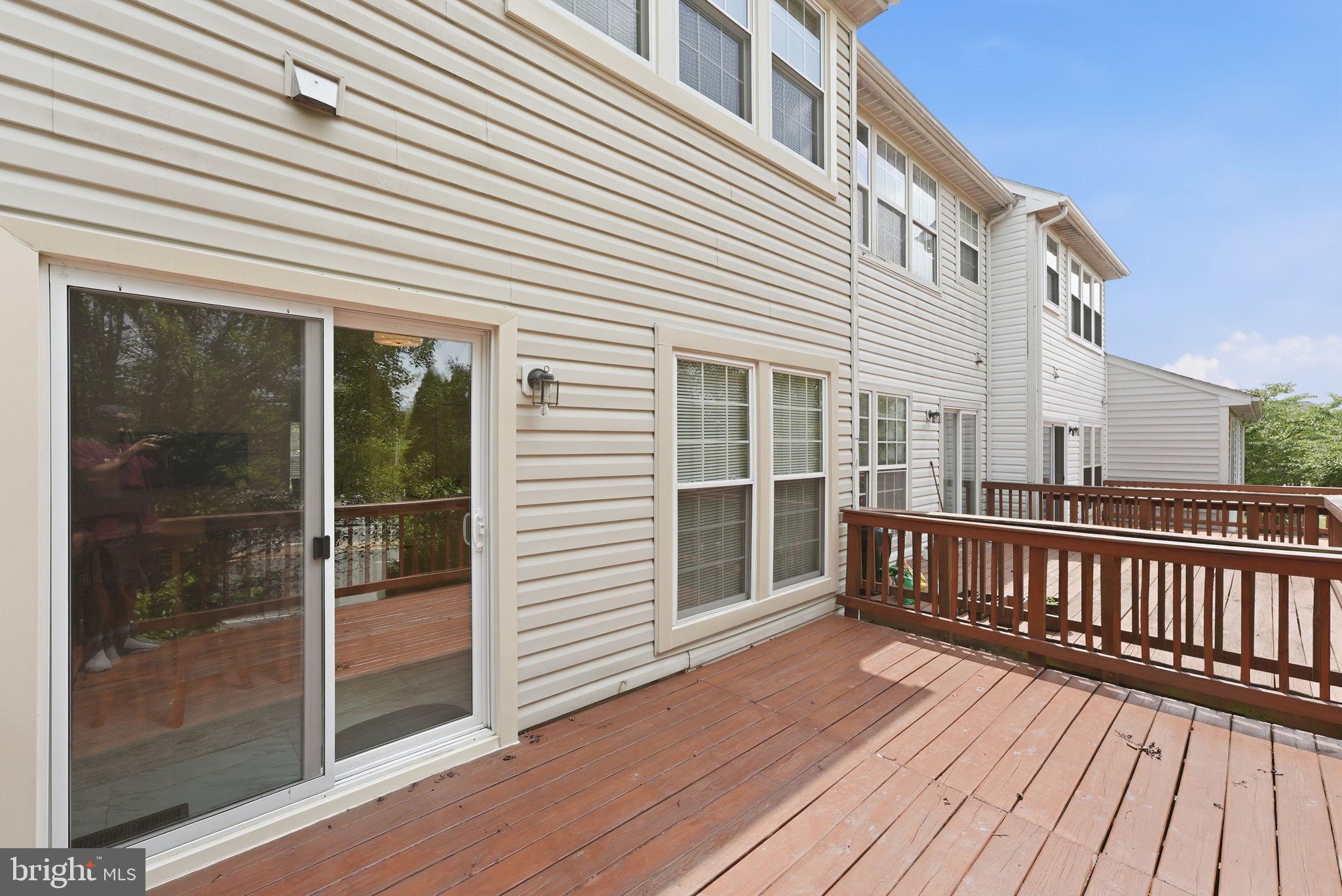 GLEN OAKS - Residential