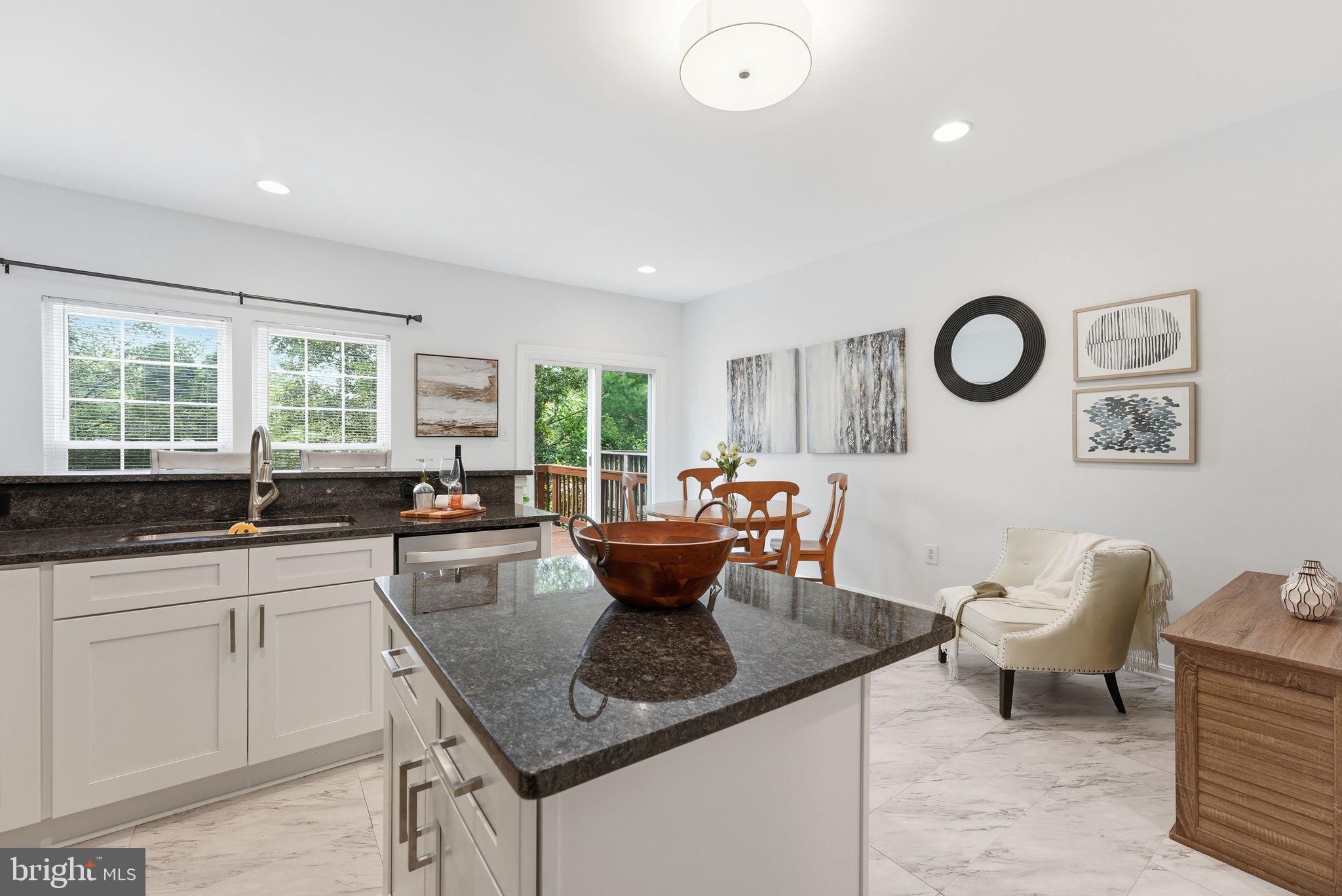 GLEN OAKS - Residential