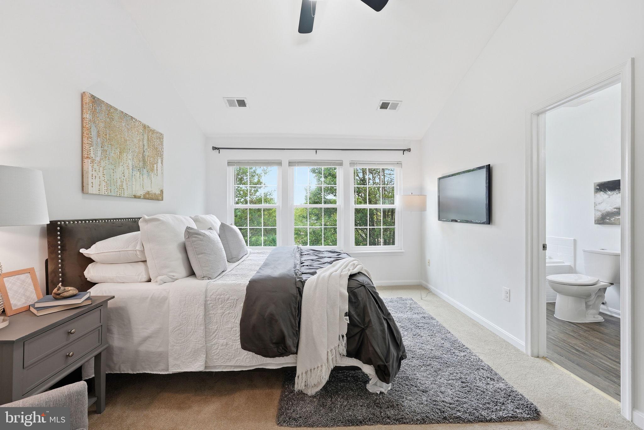 GLEN OAKS - Residential