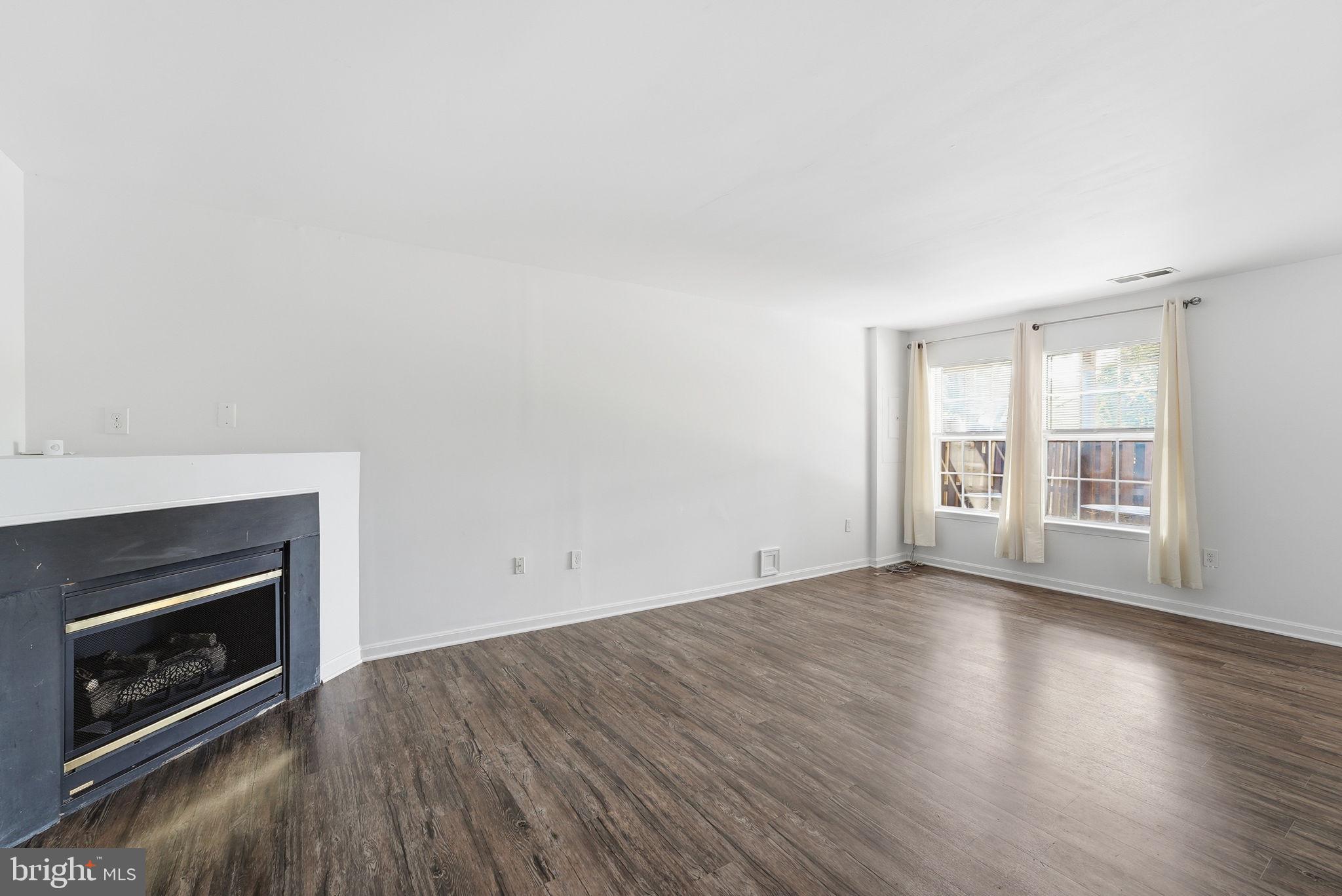 GLEN OAKS - Residential