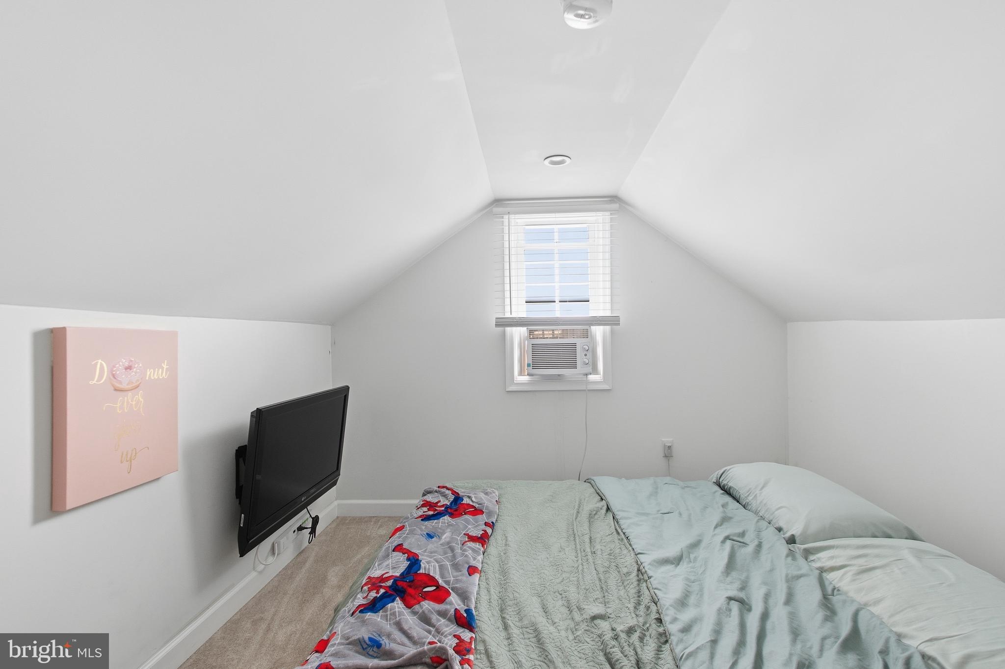 NORWOOD PARK - Residential