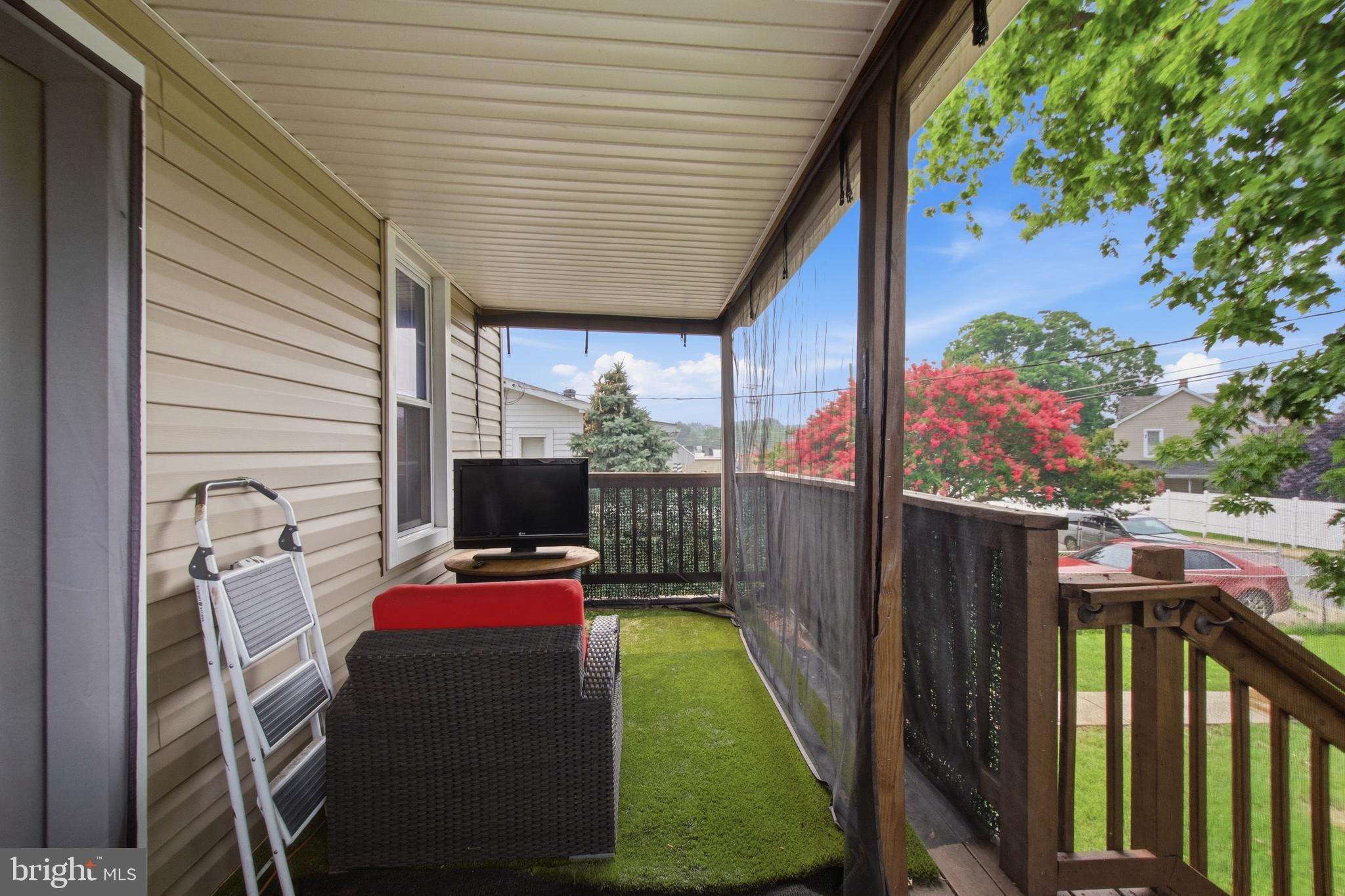 NORWOOD PARK - Residential