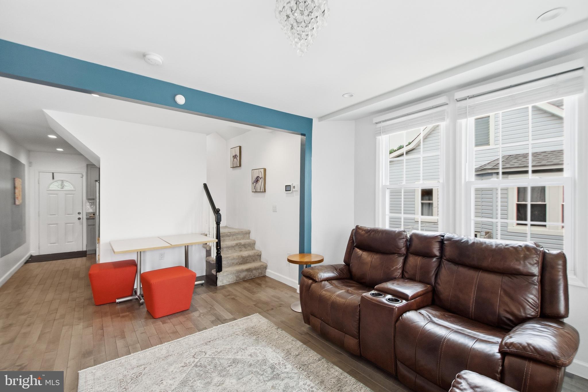 NORWOOD PARK - Residential