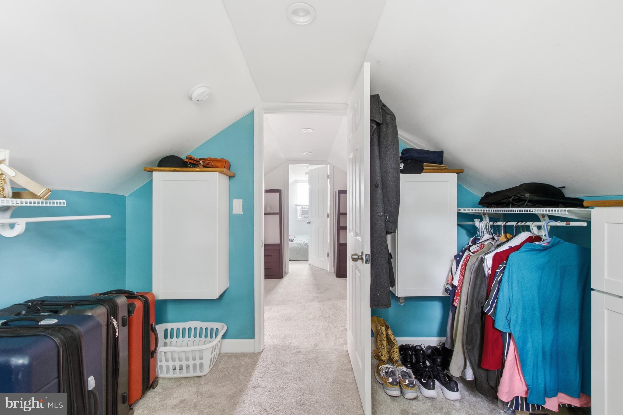NORWOOD PARK - Residential
