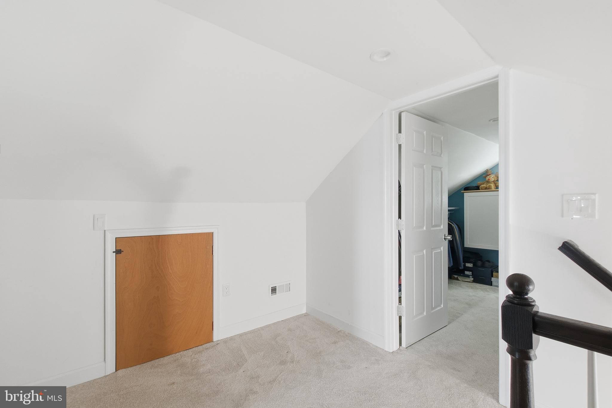 NORWOOD PARK - Residential