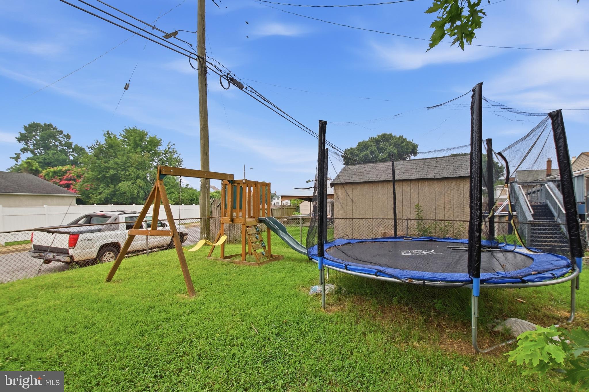 NORWOOD PARK - Residential