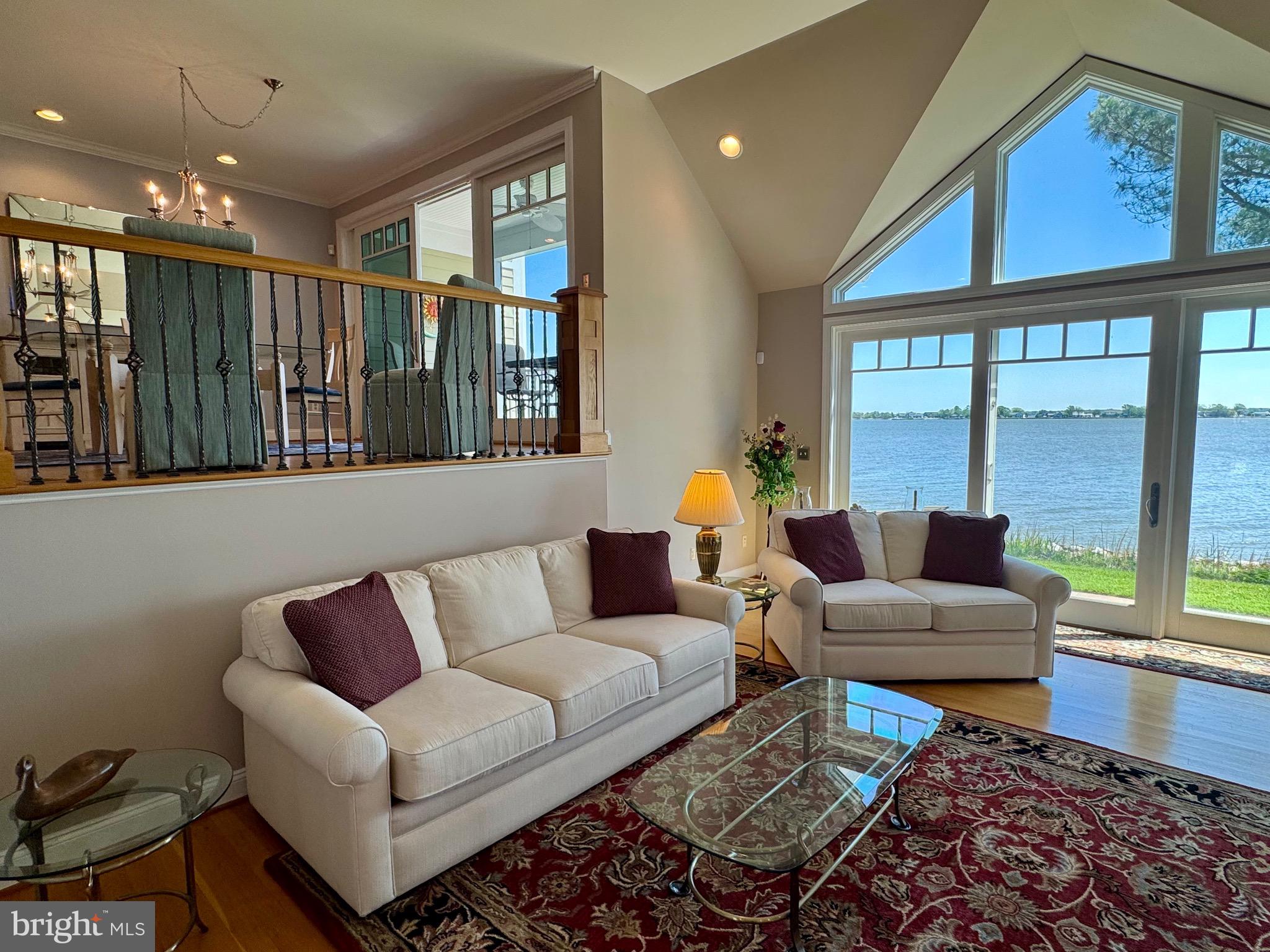 NARROWS POINTE - Residential