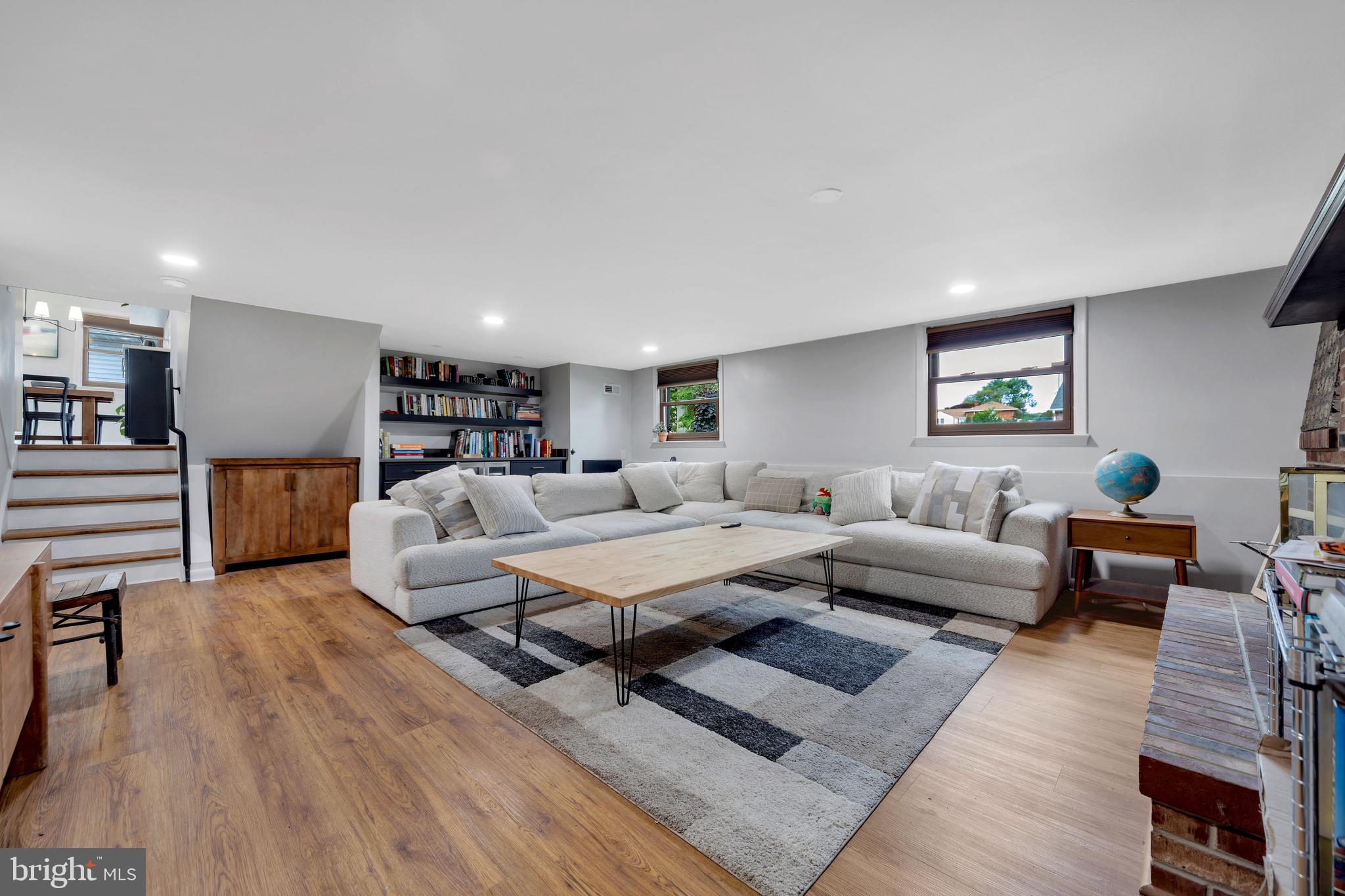 CAMBRIDGE ESTS - Residential