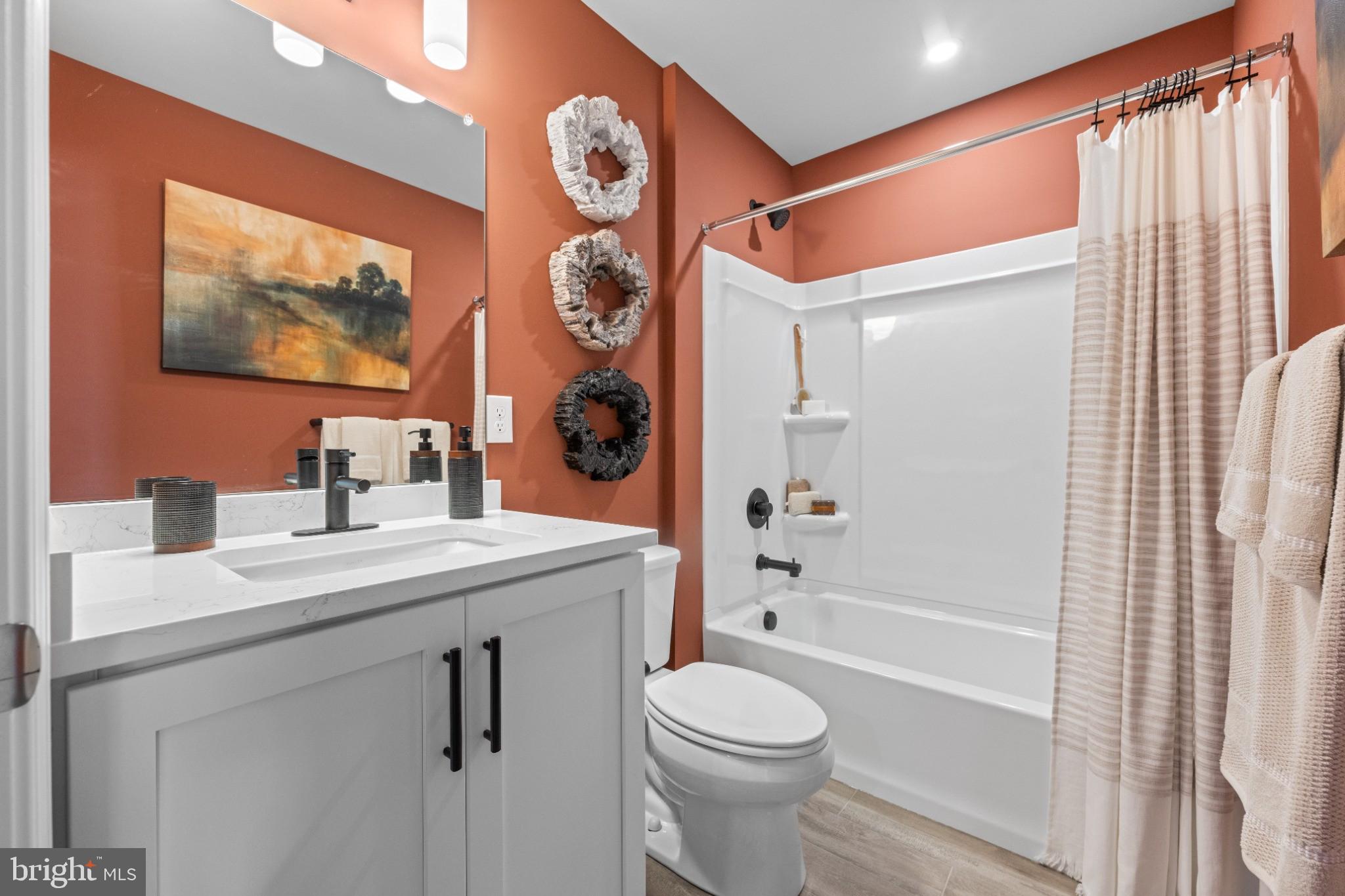 ALDERWOOD RUN - Residential