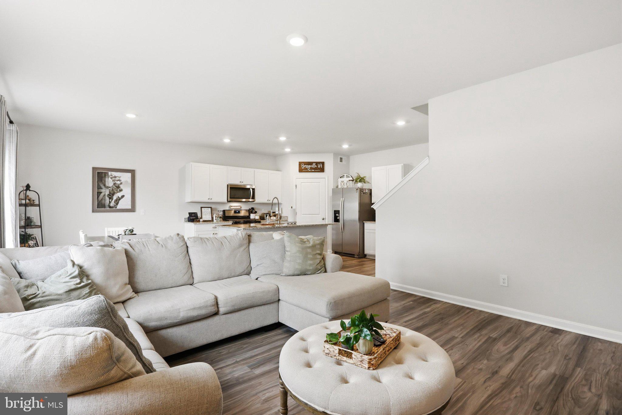 SHENANDOAH CROSSING - Residential