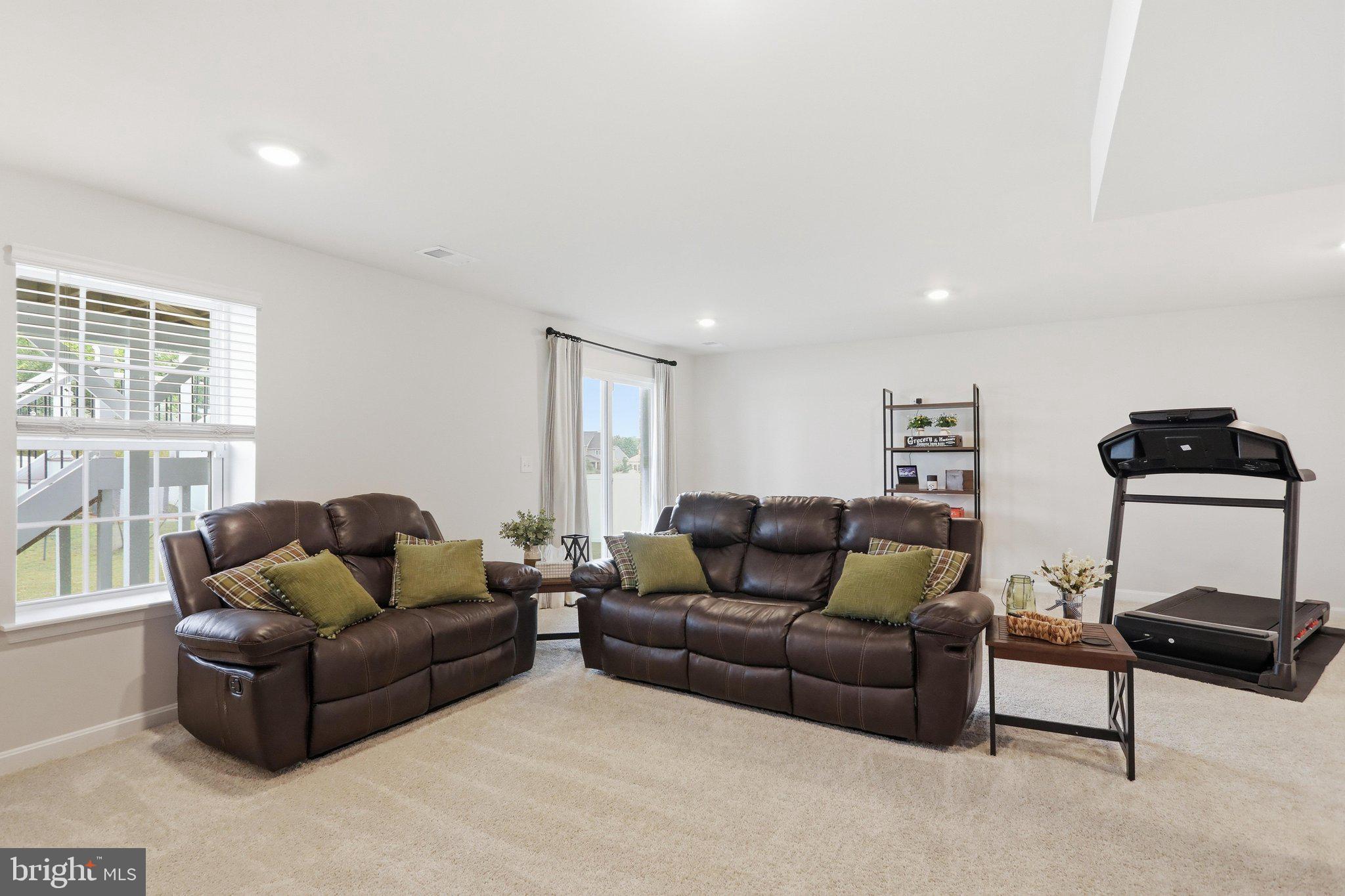 SHENANDOAH CROSSING - Residential