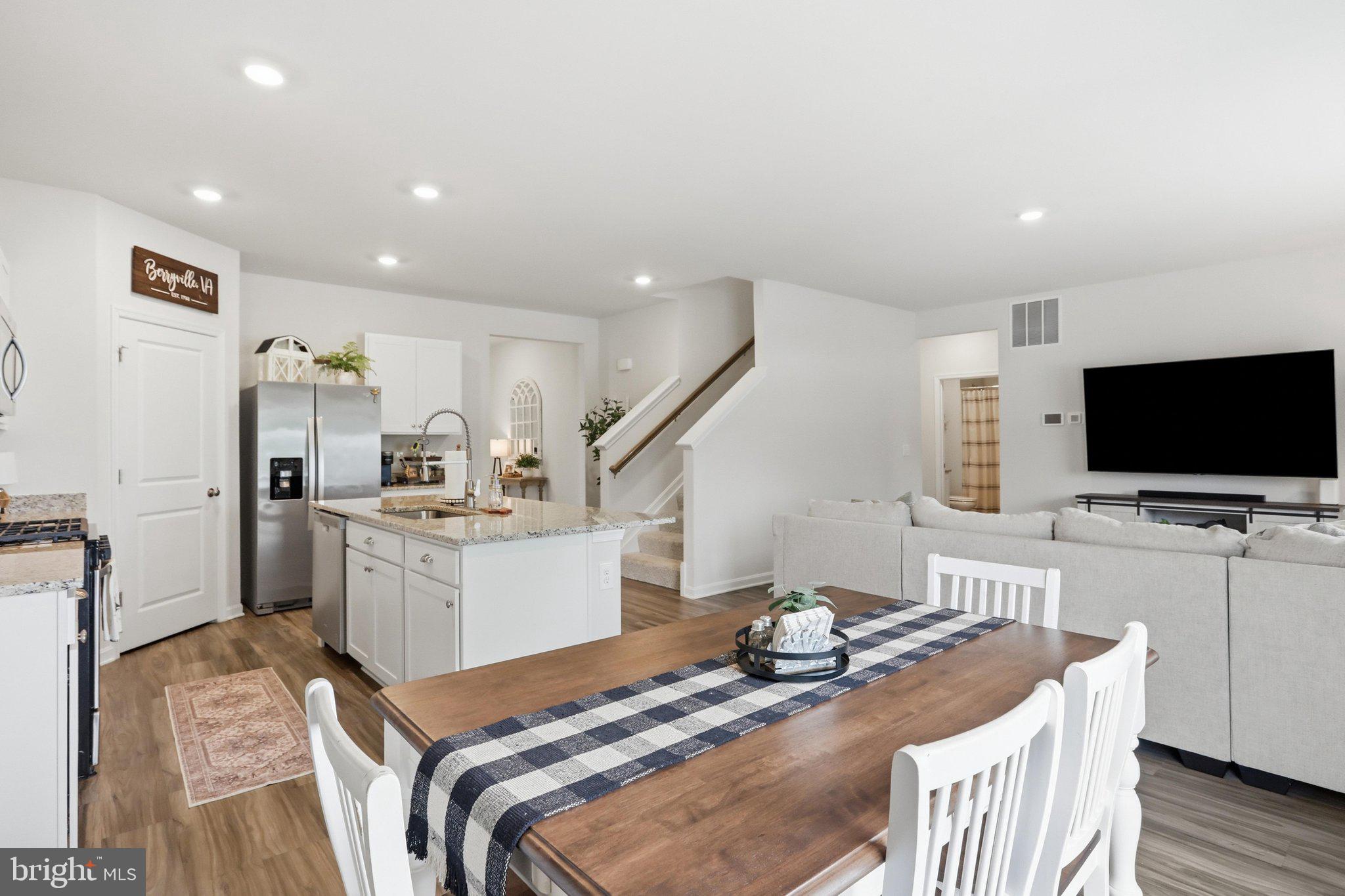 SHENANDOAH CROSSING - Residential