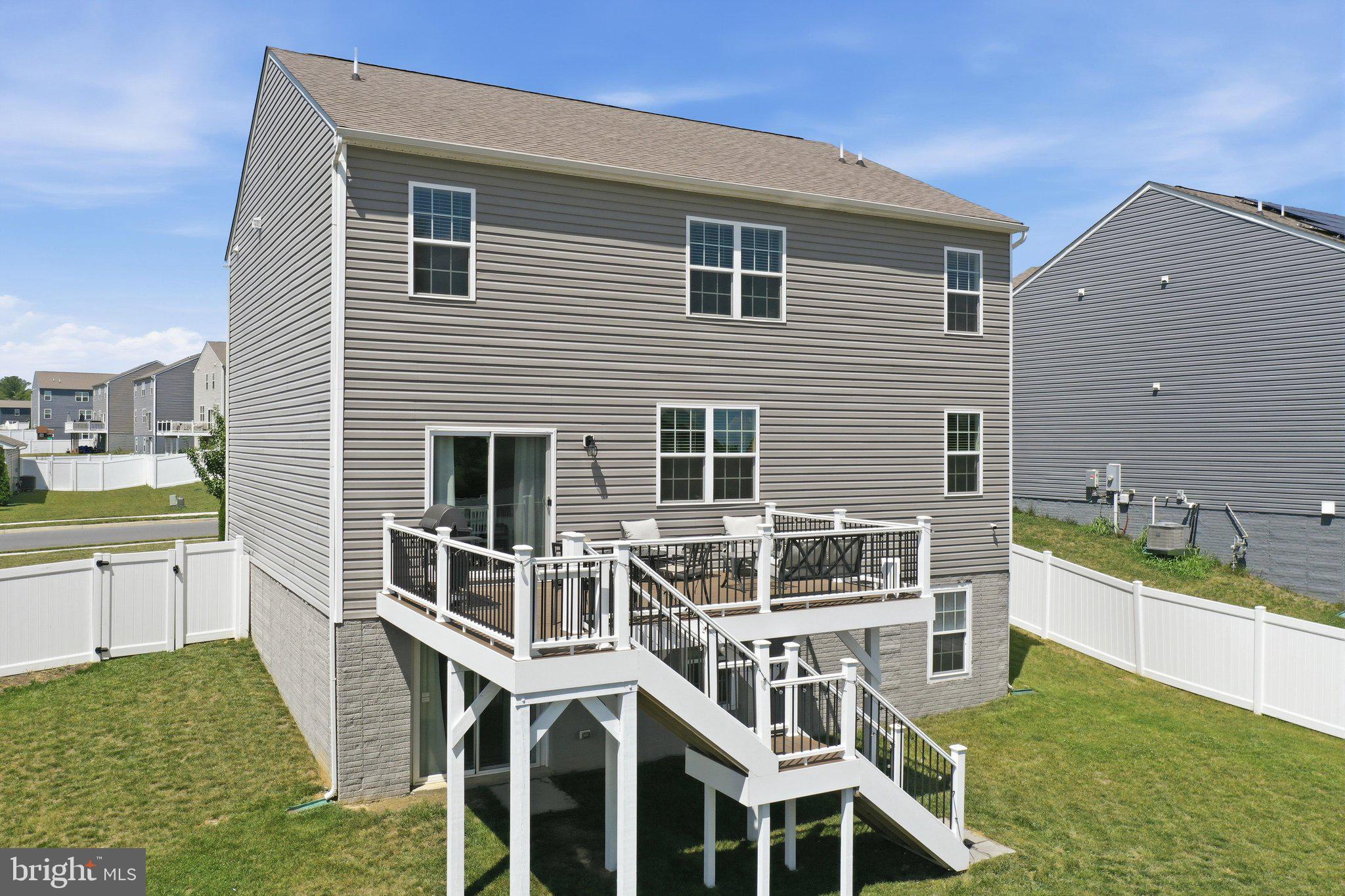 SHENANDOAH CROSSING - Residential