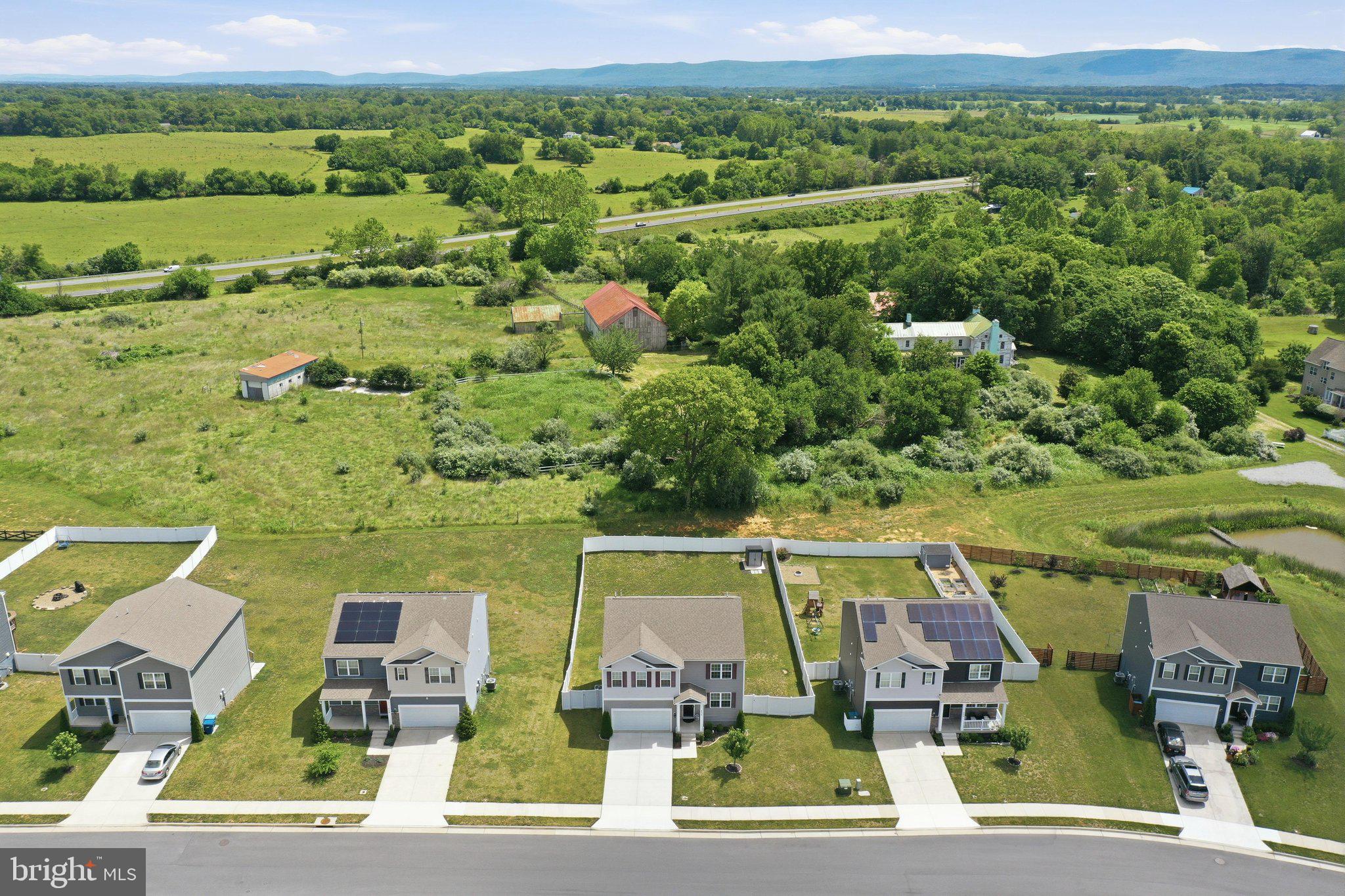 SHENANDOAH CROSSING - Residential