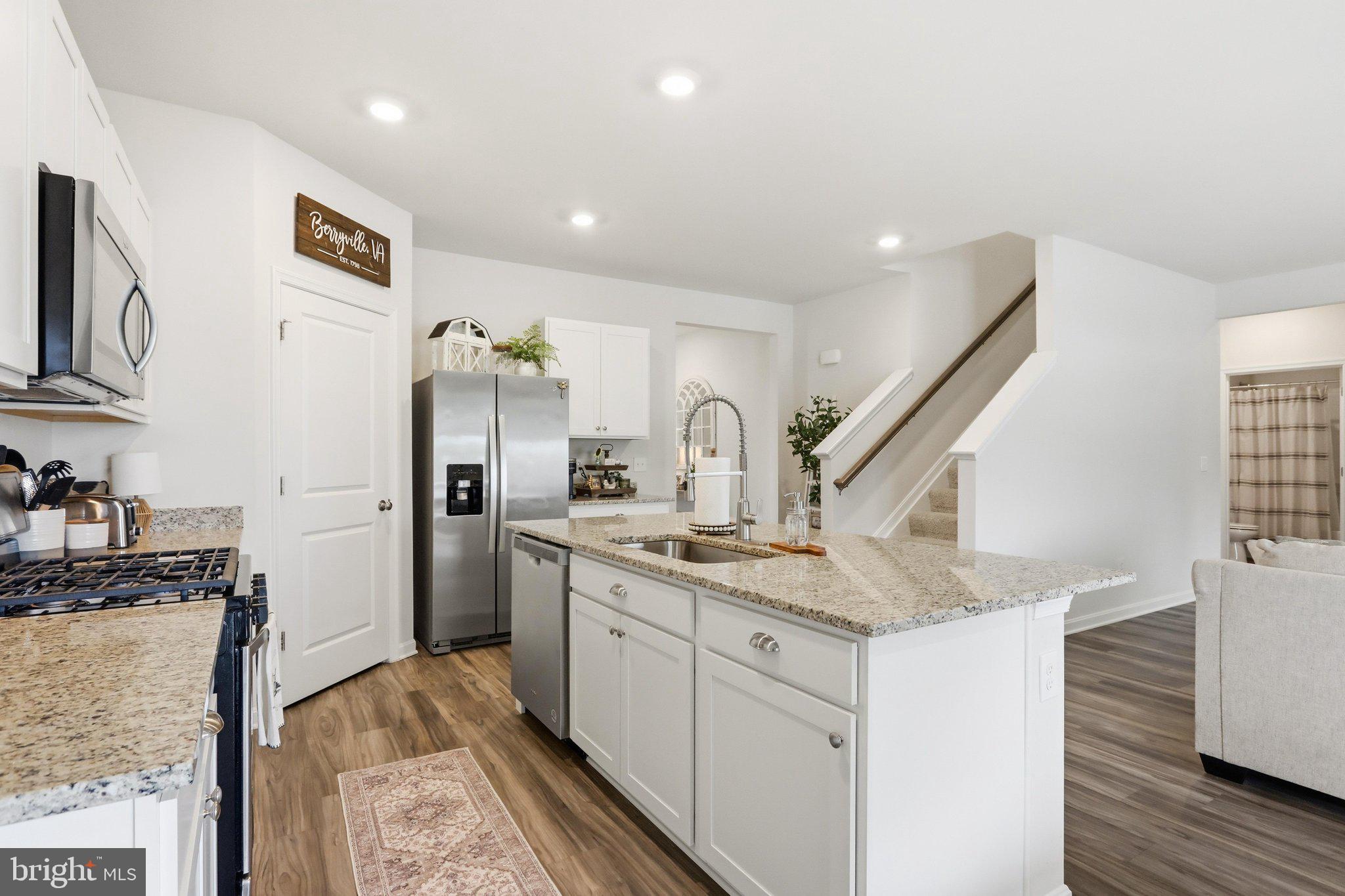 SHENANDOAH CROSSING - Residential
