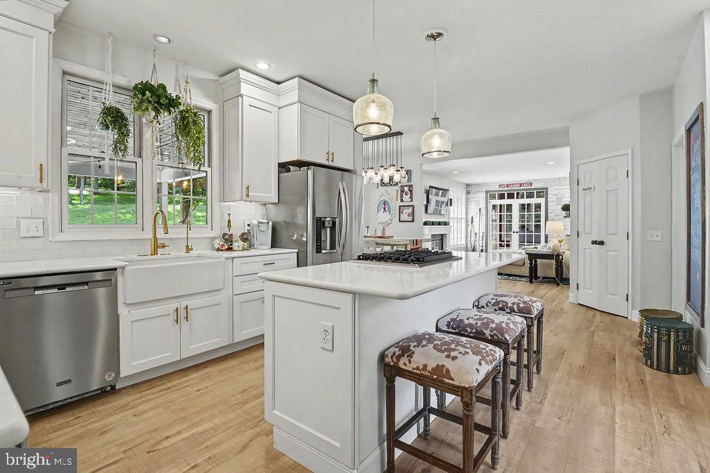 SOMERSET LAKE - Residential
