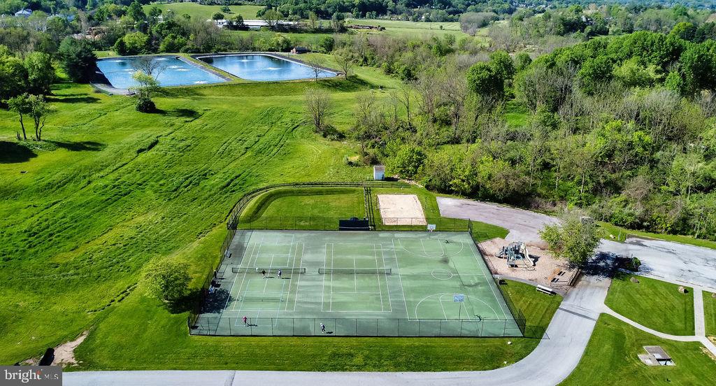 SOMERSET LAKE - Residential
