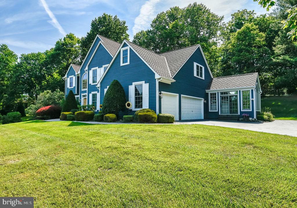 SOMERSET LAKE - Residential