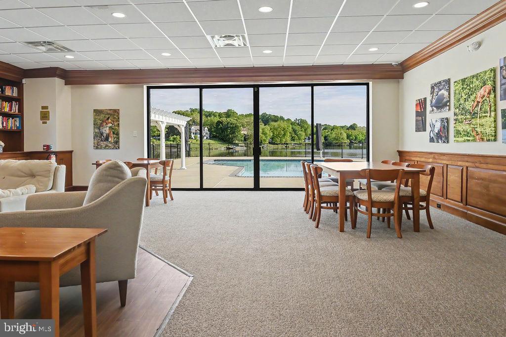 SOMERSET LAKE - Residential