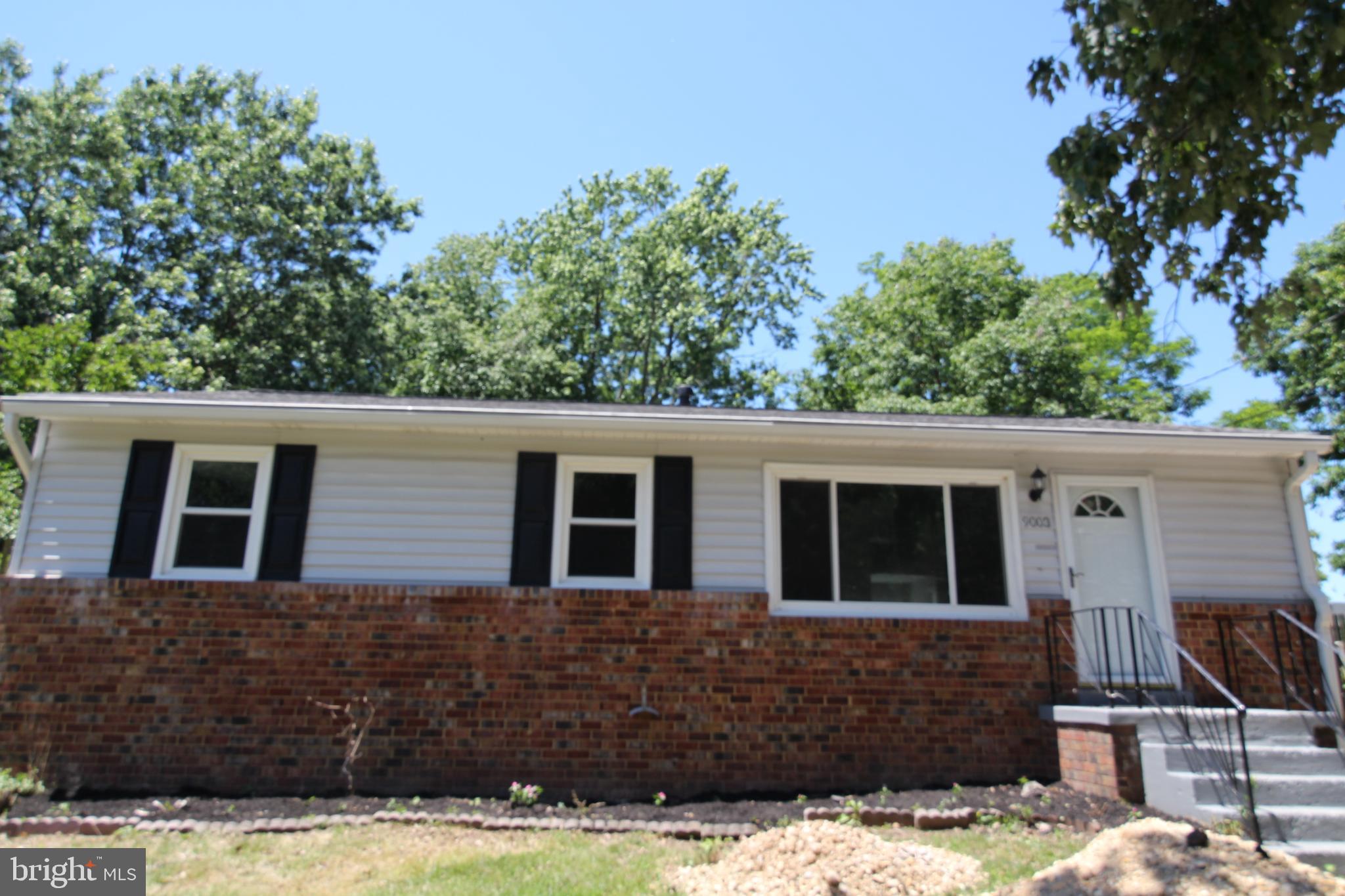 Beautifully remodeled 5-bedroom, 3-full-bath home in Wildwood Estates. This updated property features stainless steel appliances, granite countertops, new cabinets, hardwood floors, fresh paint, new lighting, and many more upgrades. Large backyard with a spacious deck. Conveniently located near parks, shopping, schools, and major roads — a must-see!
