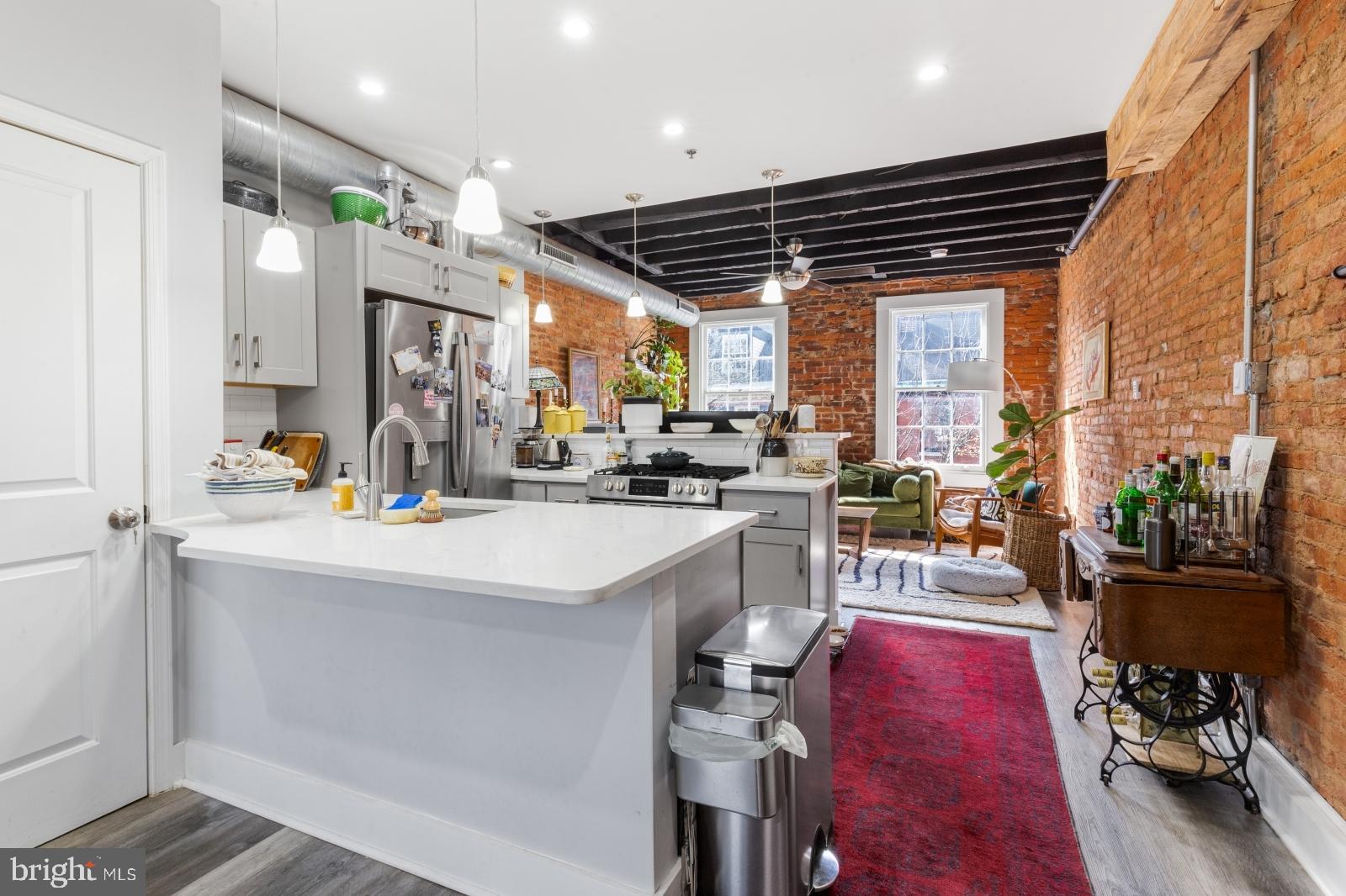 WASHINGTON SQ WEST - Residential Lease