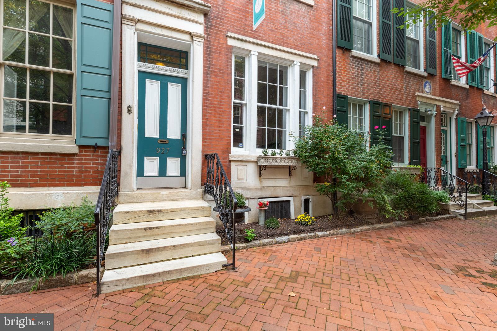 WASHINGTON SQ WEST - Residential Lease
