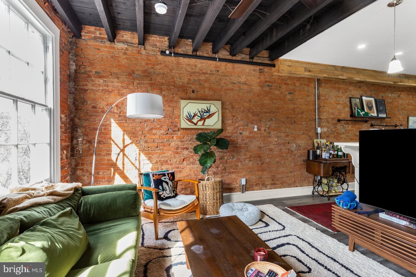 WASHINGTON SQ WEST - Residential Lease