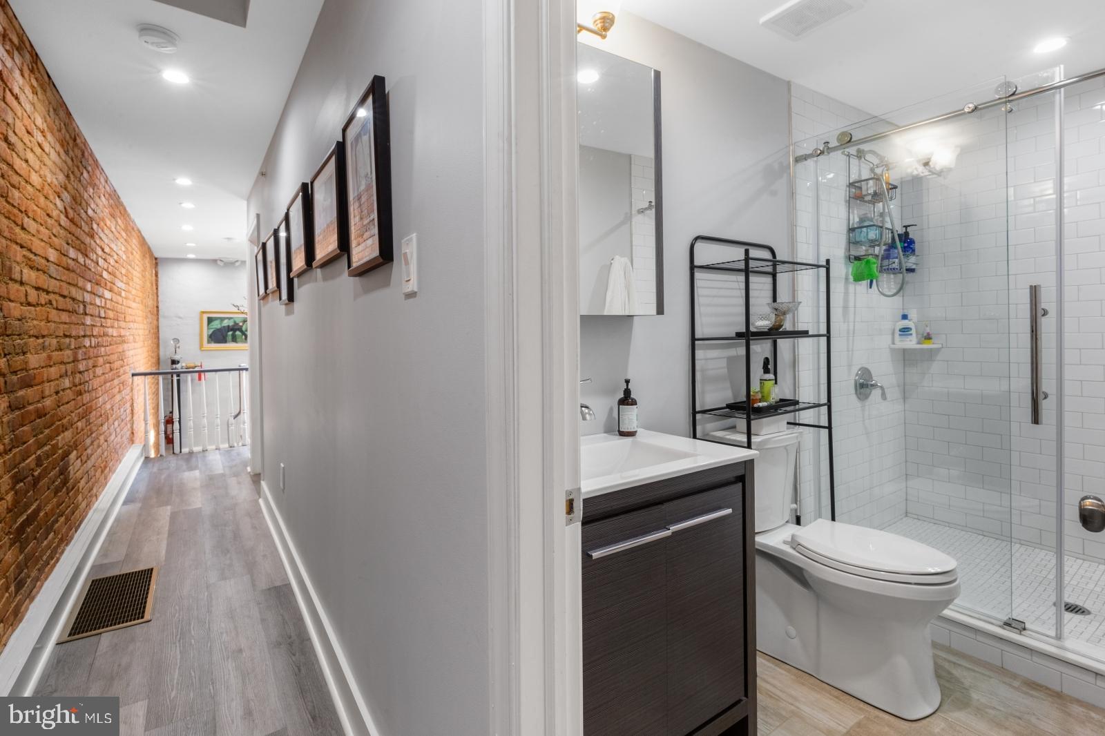 WASHINGTON SQ WEST - Residential Lease