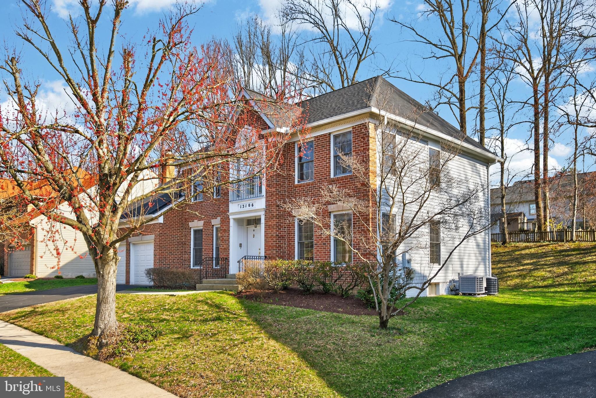 SHERWOOD FOREST MANOR - Residential