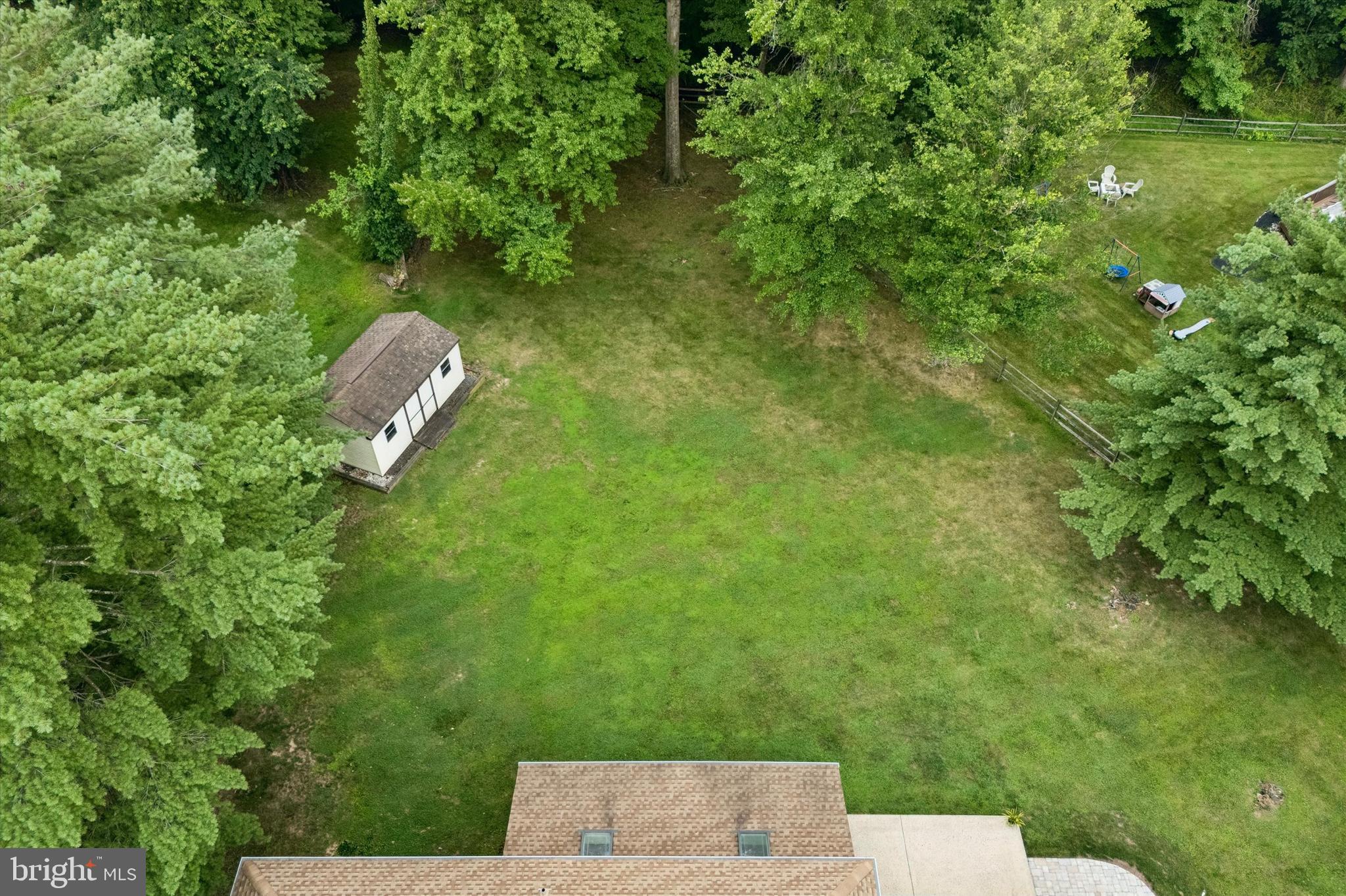 EXECUTIVE ESTATES - Residential