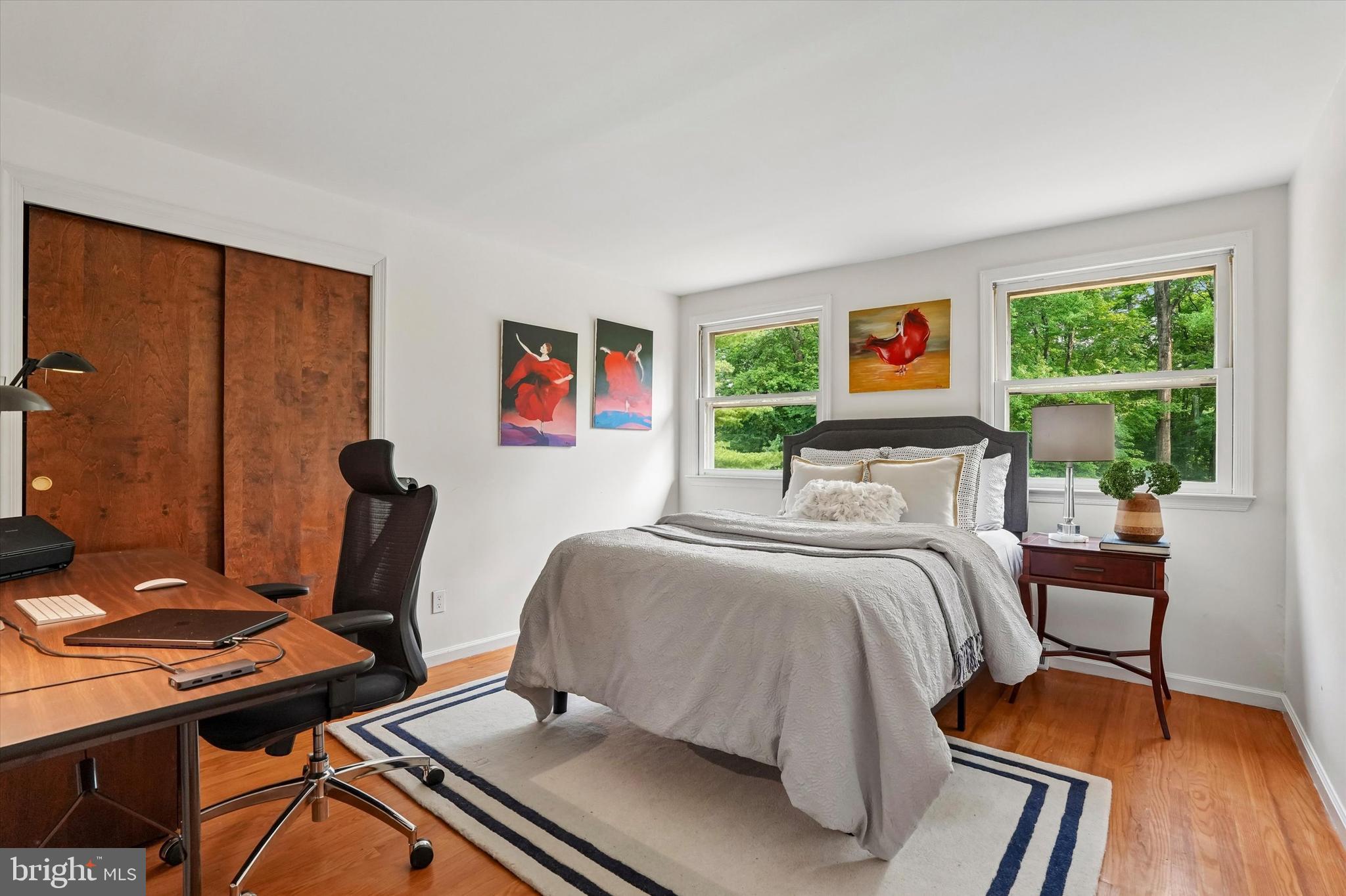 EXECUTIVE ESTATES - Residential