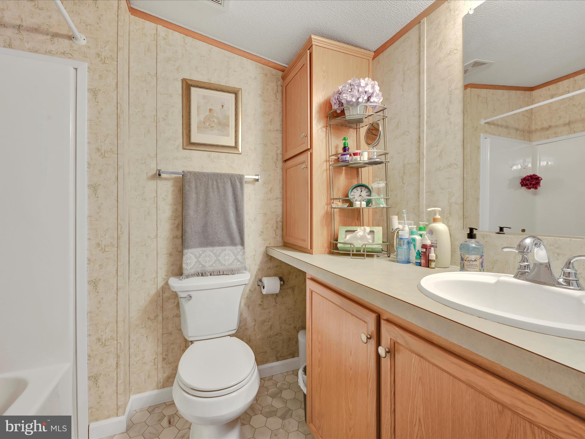 NORTHCREST ACRES - Residential