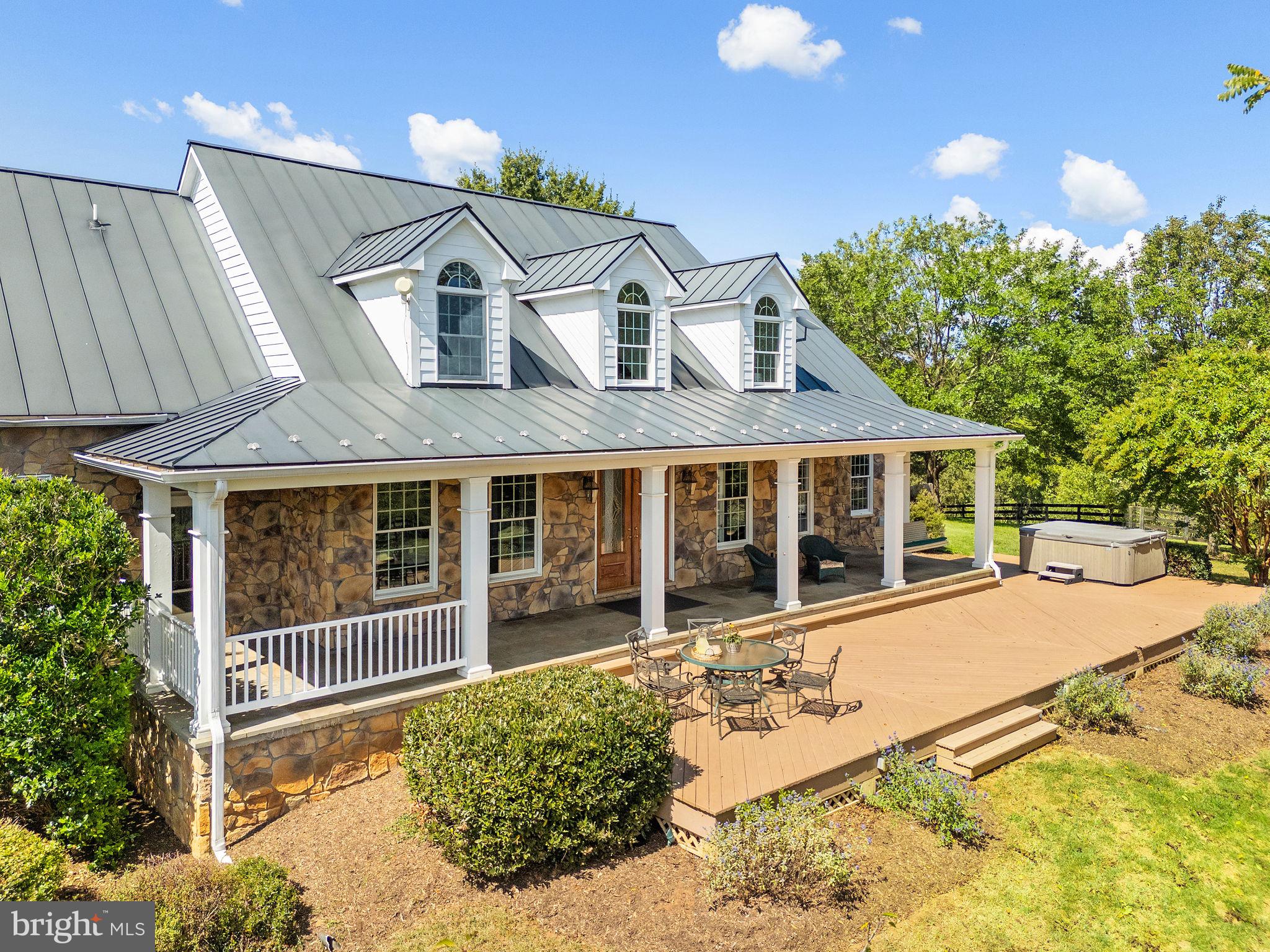 BELLEVUE FARMS - Residential