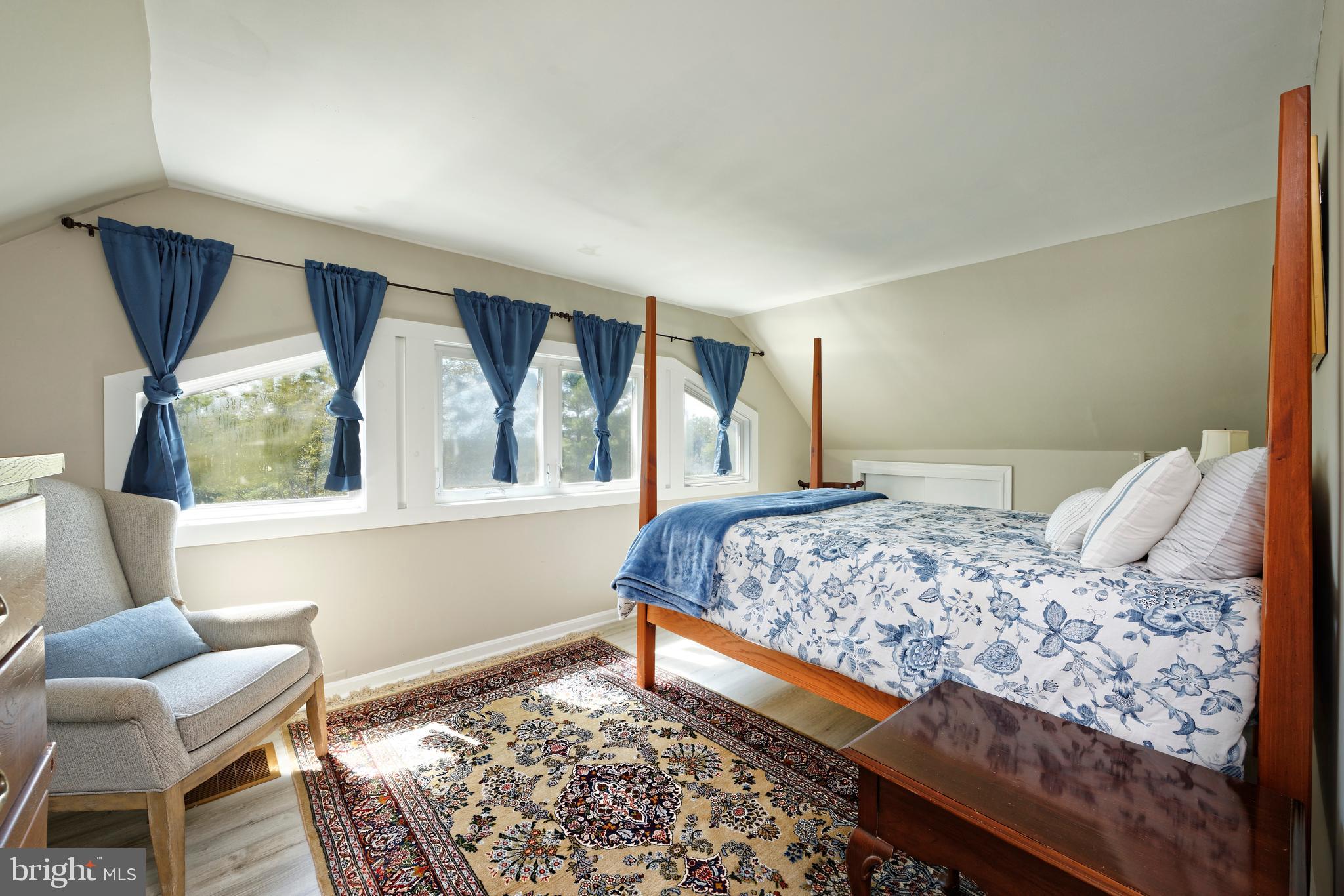 BELLEVUE FARMS - Residential