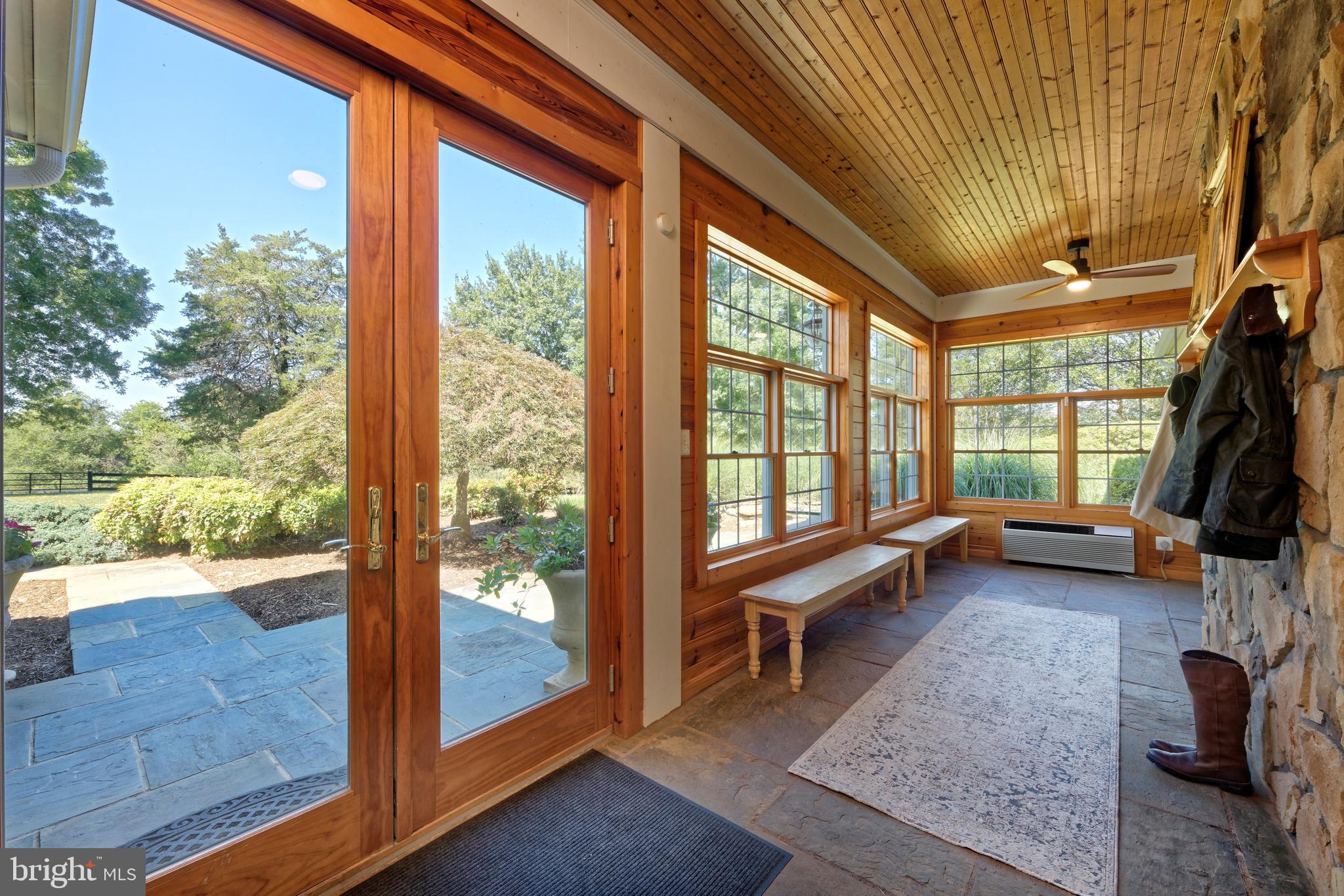 BELLEVUE FARMS - Residential