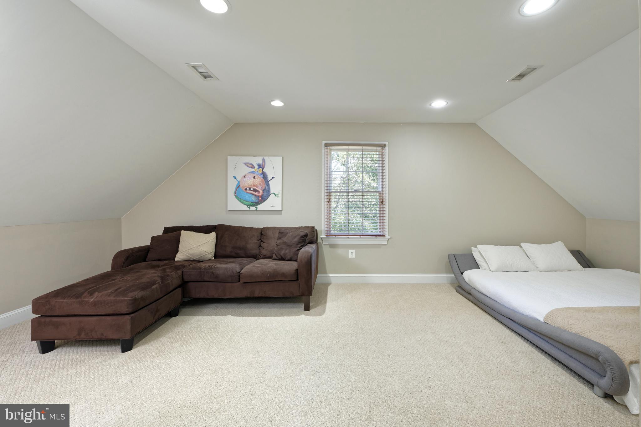 BELLEVUE FARMS - Residential