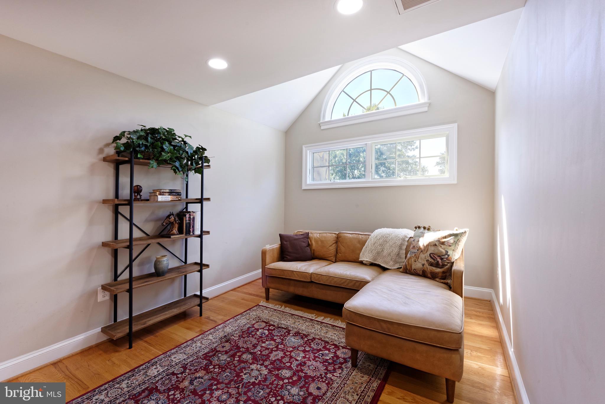BELLEVUE FARMS - Residential