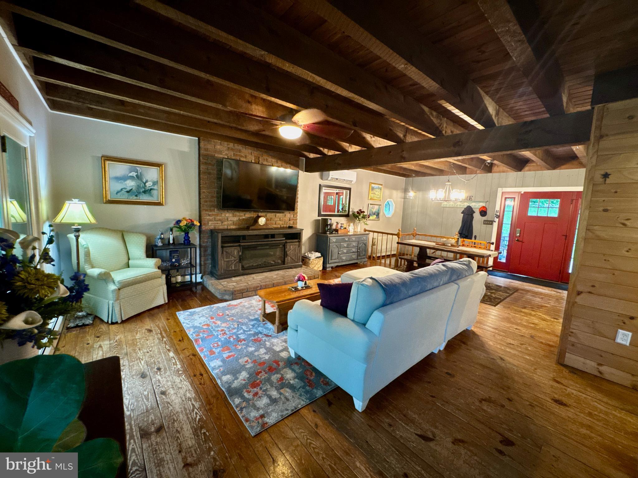 WINDSOR TWP - Residential