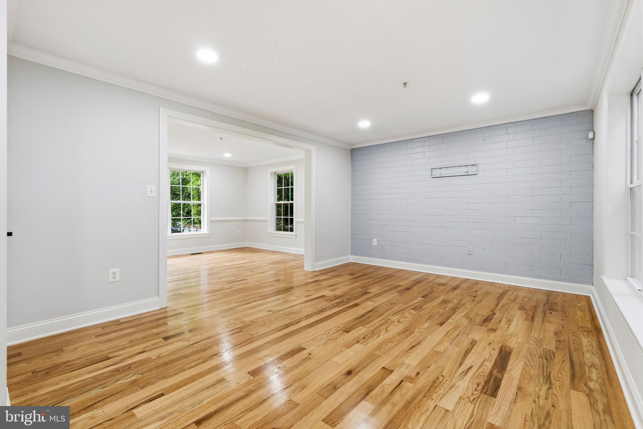 MT RAINIER - Residential
