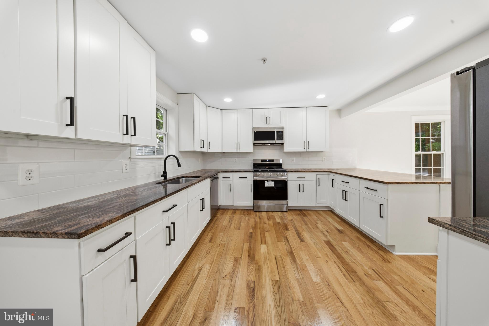 MT RAINIER - Residential