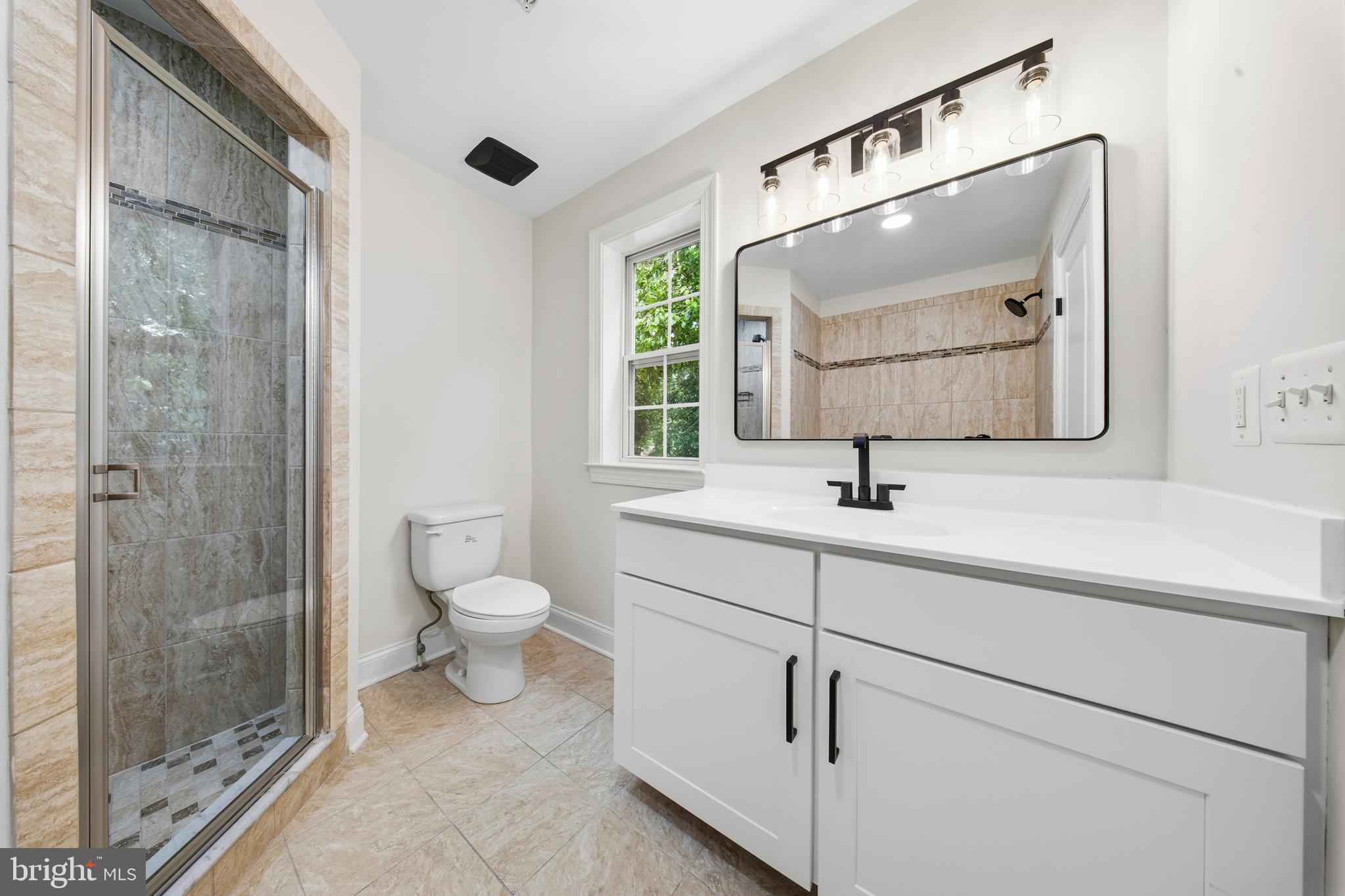 MT RAINIER - Residential