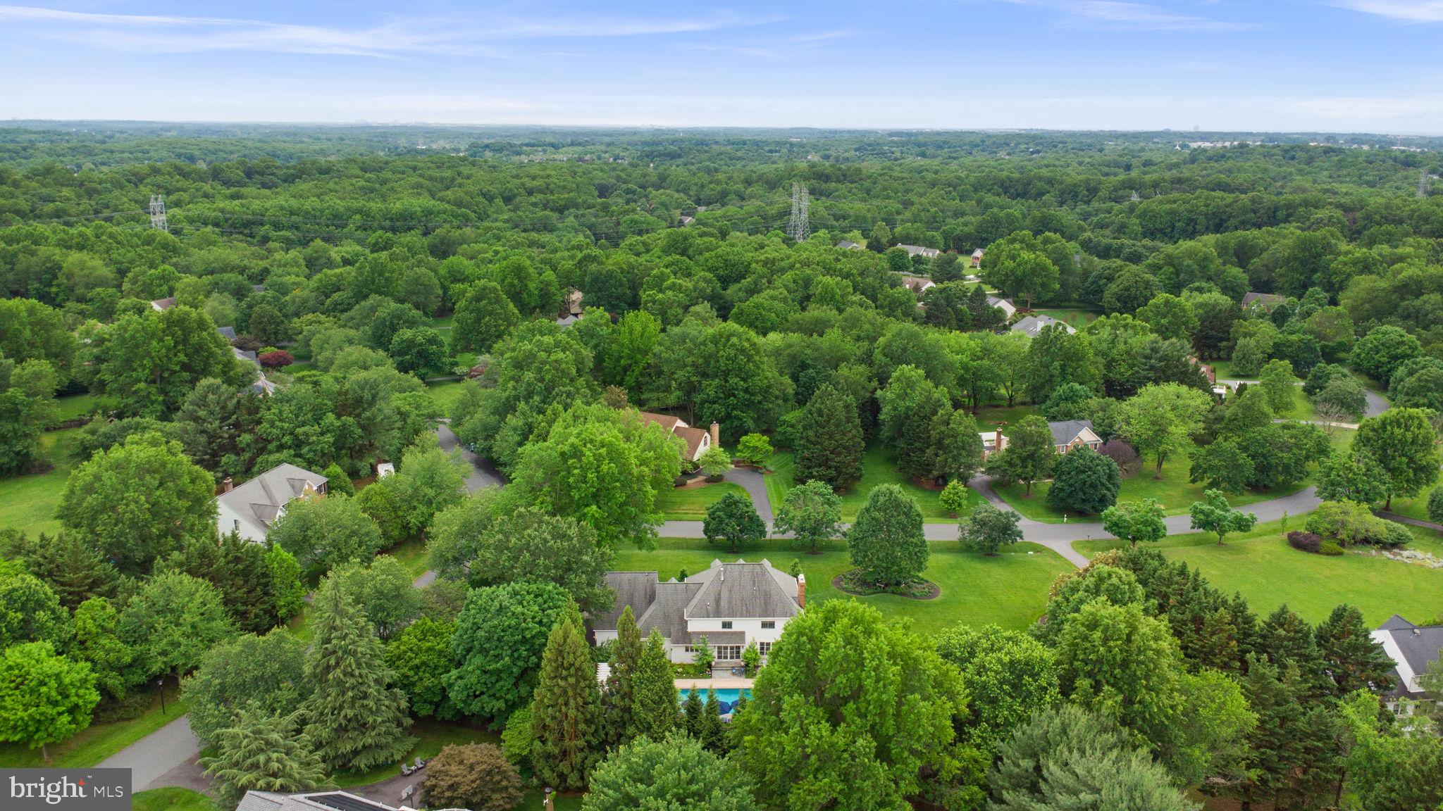 LAYTONSVILLE KNOLLS - Residential