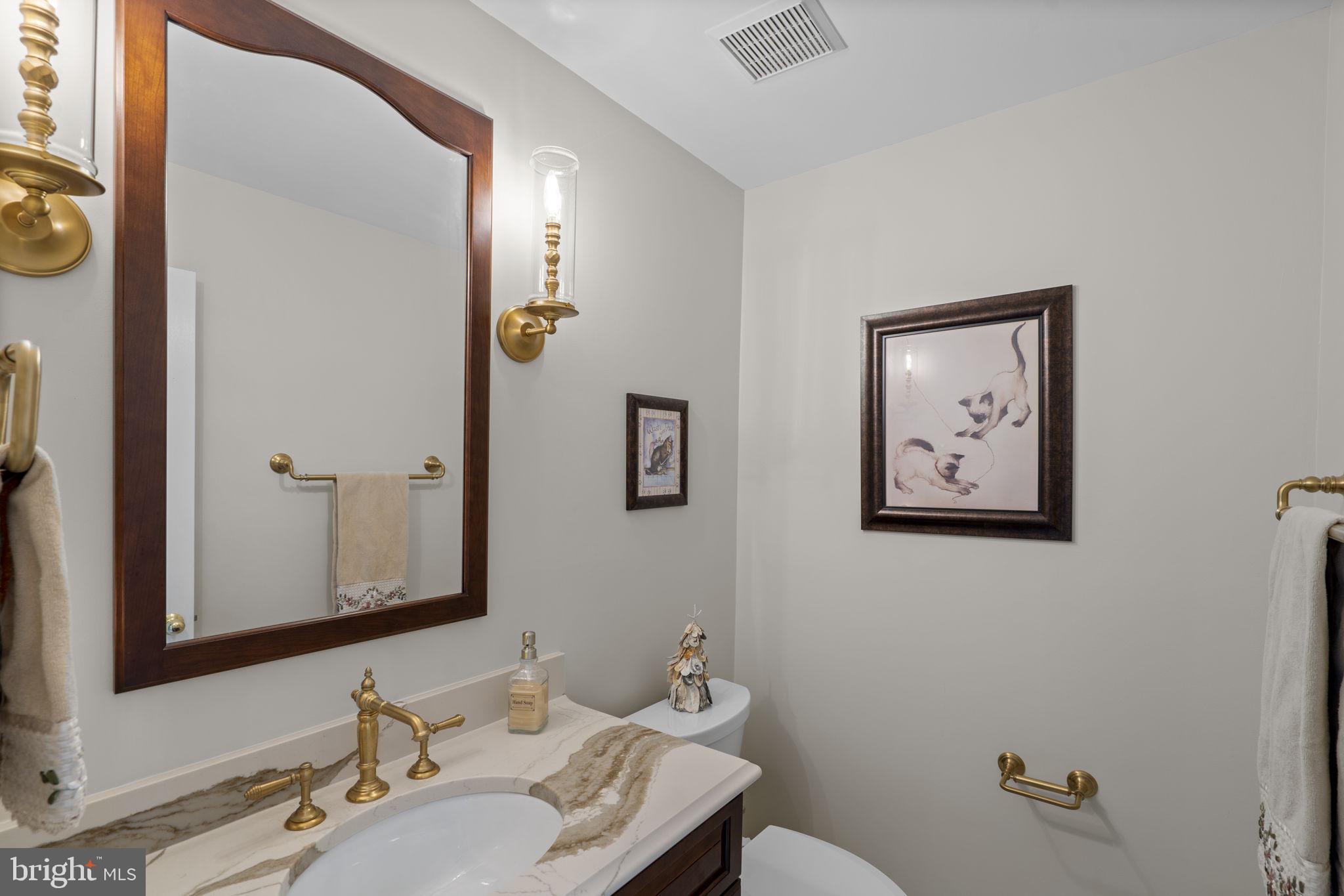 LAYTONSVILLE KNOLLS - Residential