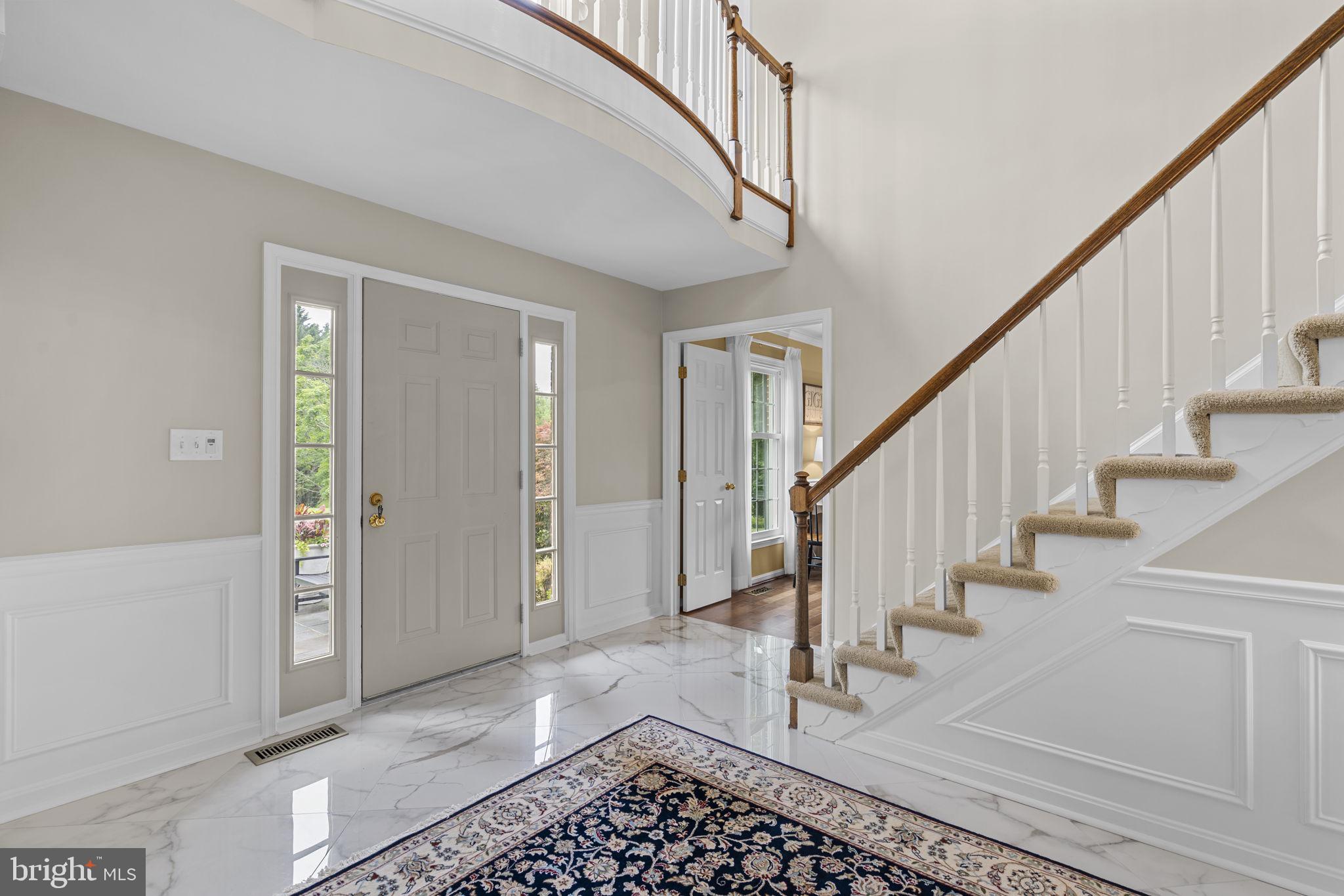 LAYTONSVILLE KNOLLS - Residential