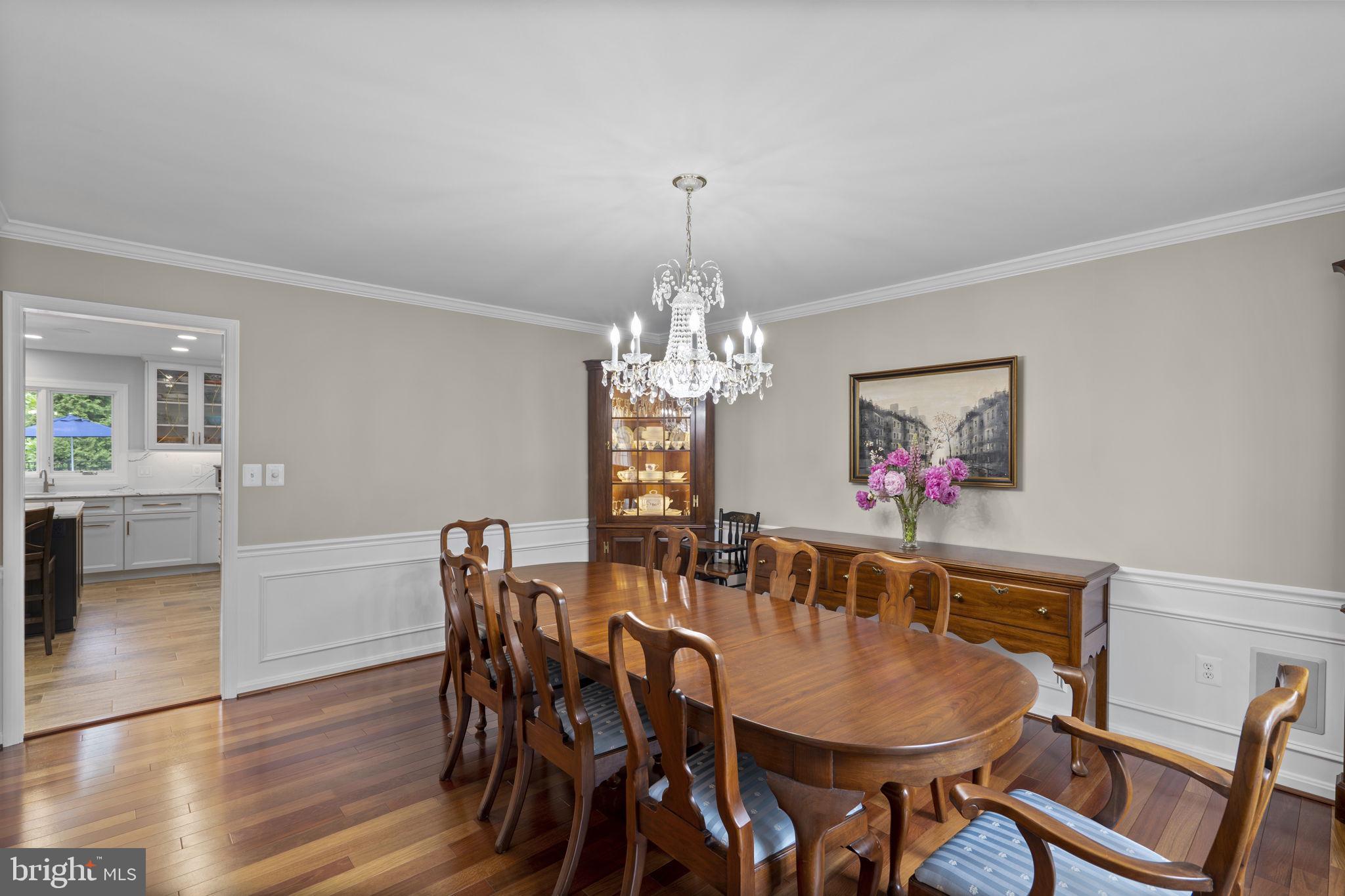 LAYTONSVILLE KNOLLS - Residential