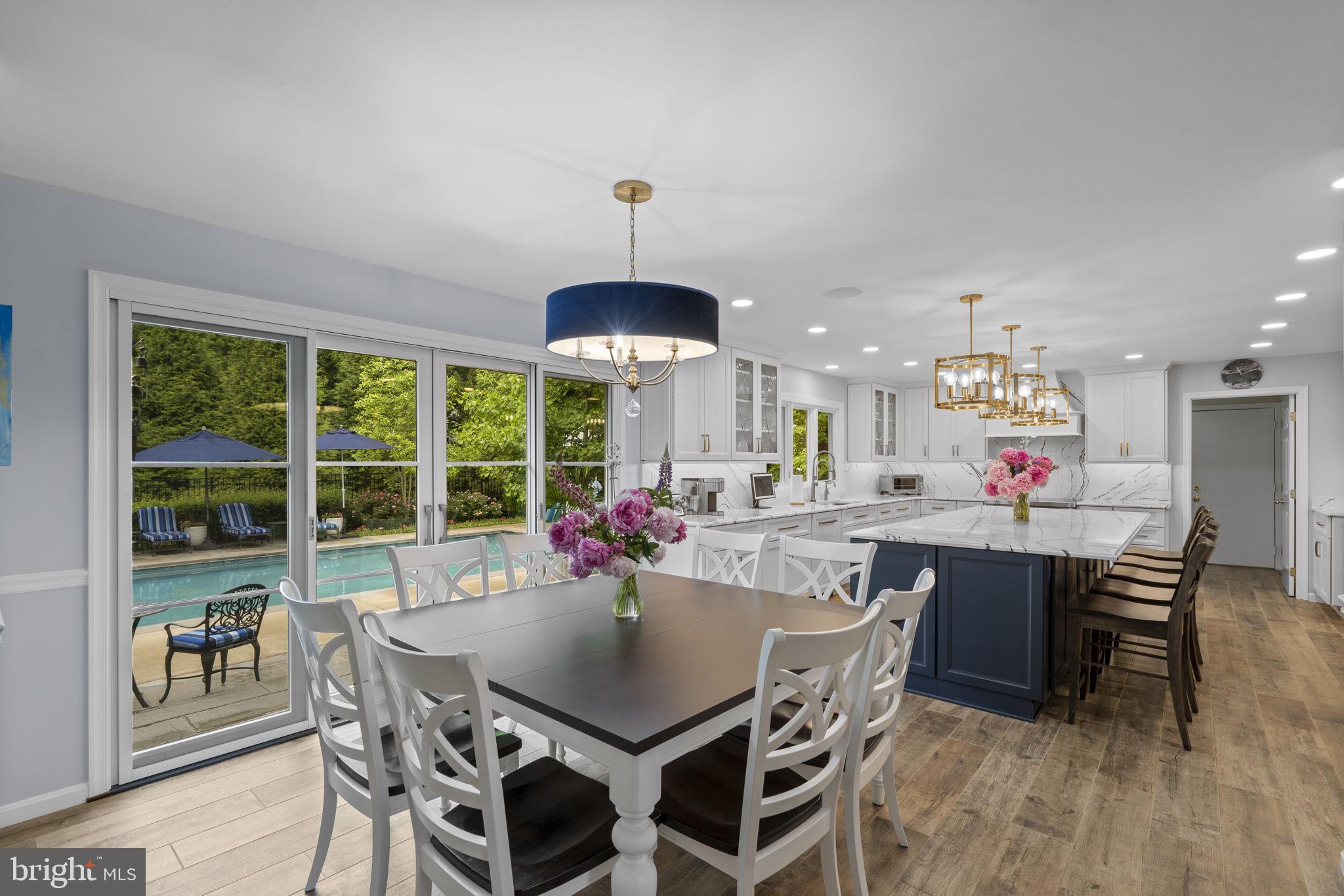 LAYTONSVILLE KNOLLS - Residential