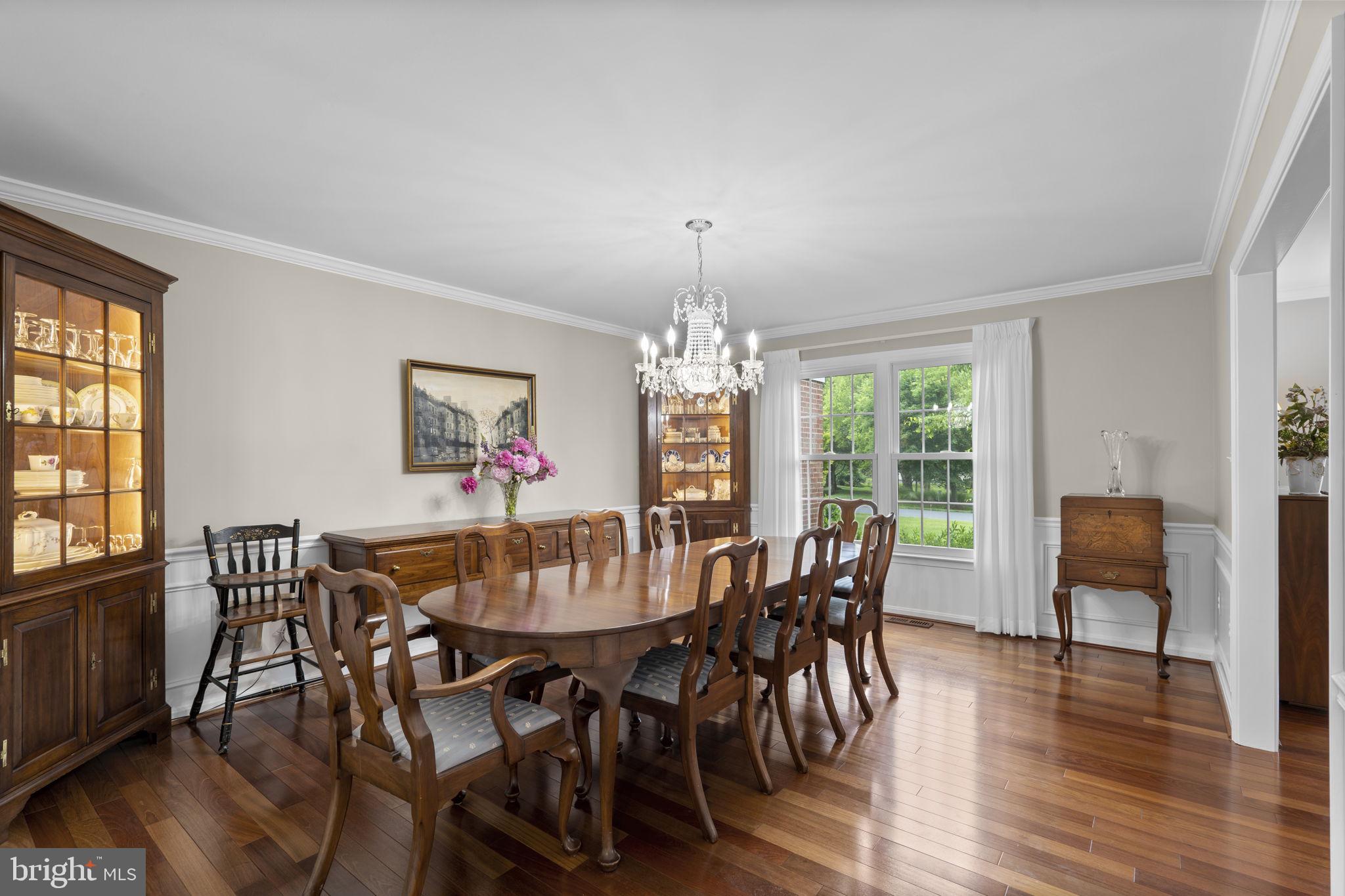 LAYTONSVILLE KNOLLS - Residential
